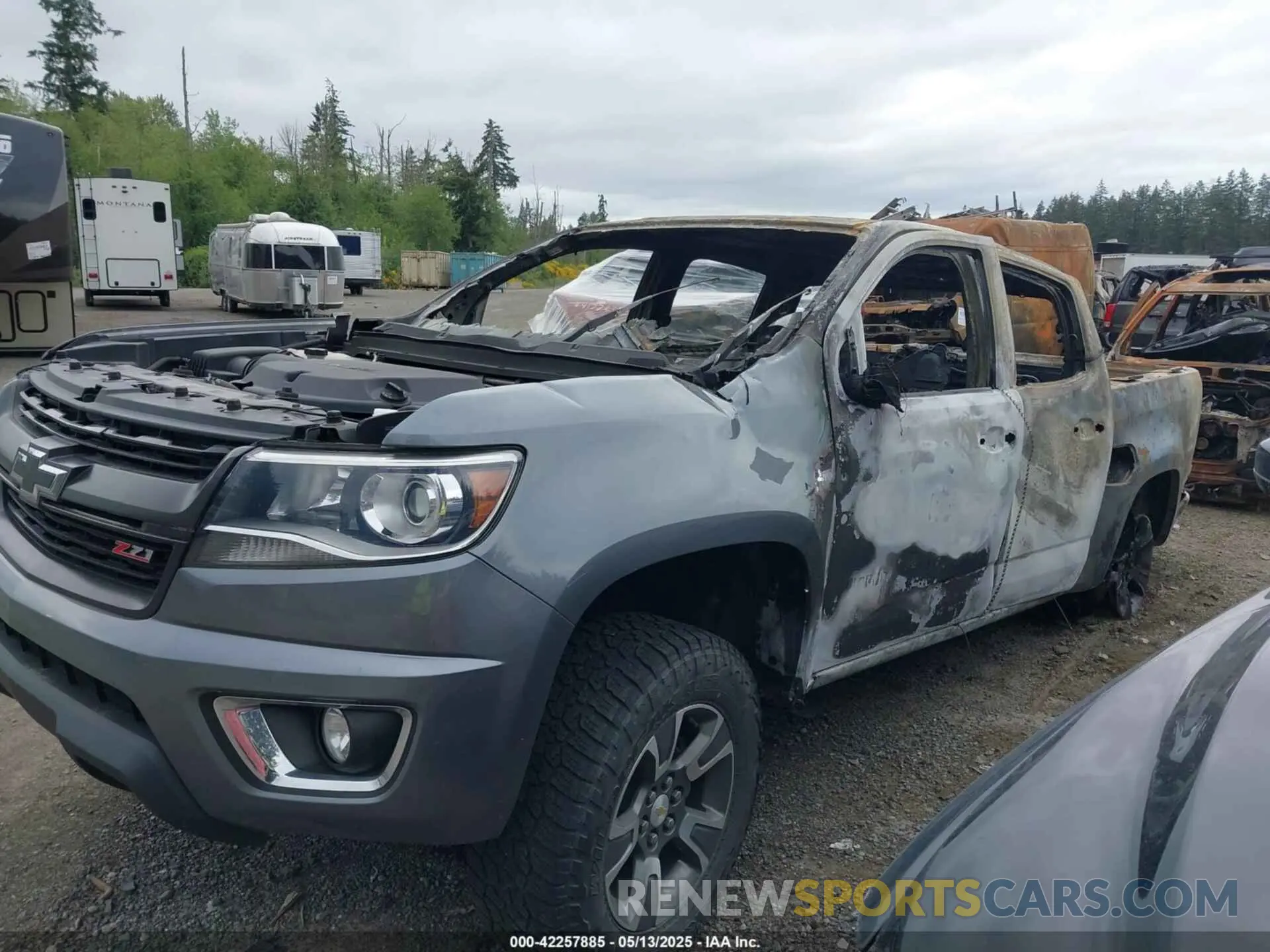 2 Photograph of a damaged car 1GCGTDEN9K1126873 CHEVROLET COLORADO 2019