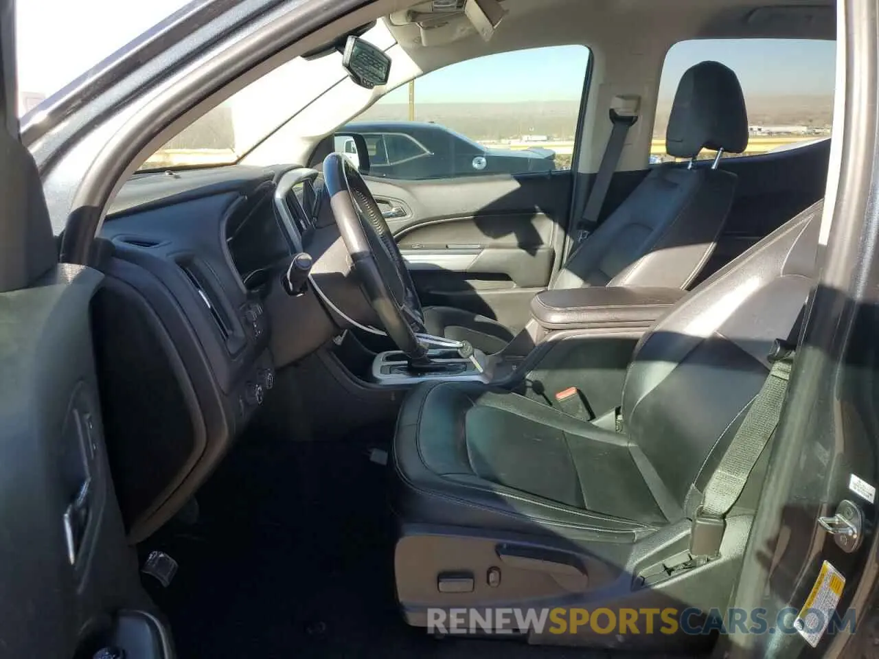 7 Photograph of a damaged car 1GCGTEEN3K1129211 CHEVROLET COLORADO 2019