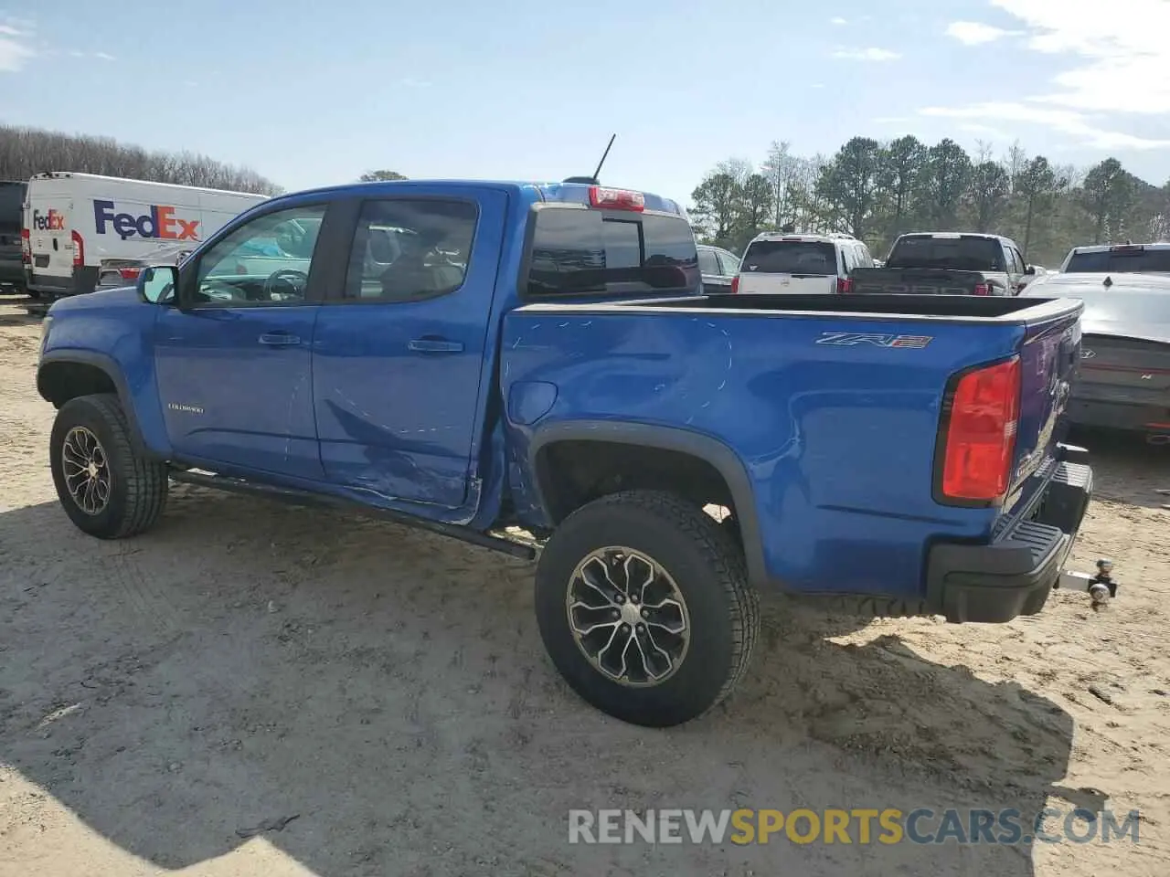 2 Photograph of a damaged car 1GCGTEEN7K1135593 CHEVROLET COLORADO 2019
