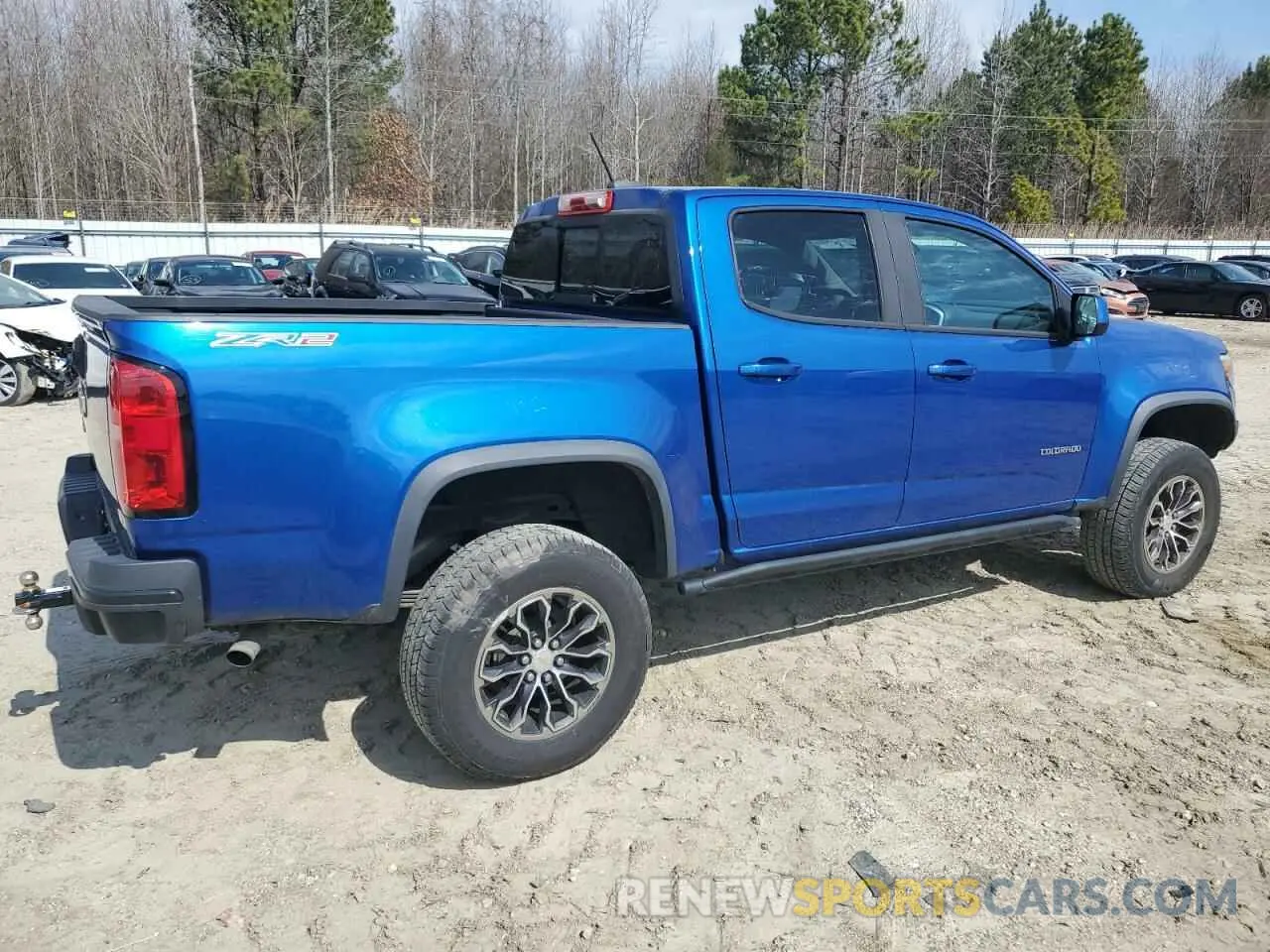 3 Photograph of a damaged car 1GCGTEEN7K1135593 CHEVROLET COLORADO 2019