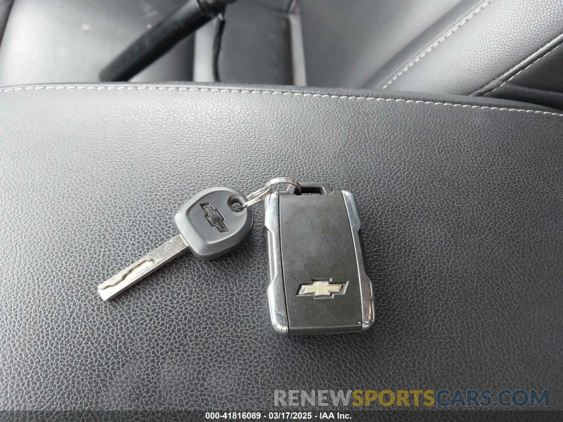 11 Photograph of a damaged car 1GCGTEEN7K1158985 CHEVROLET COLORADO 2019