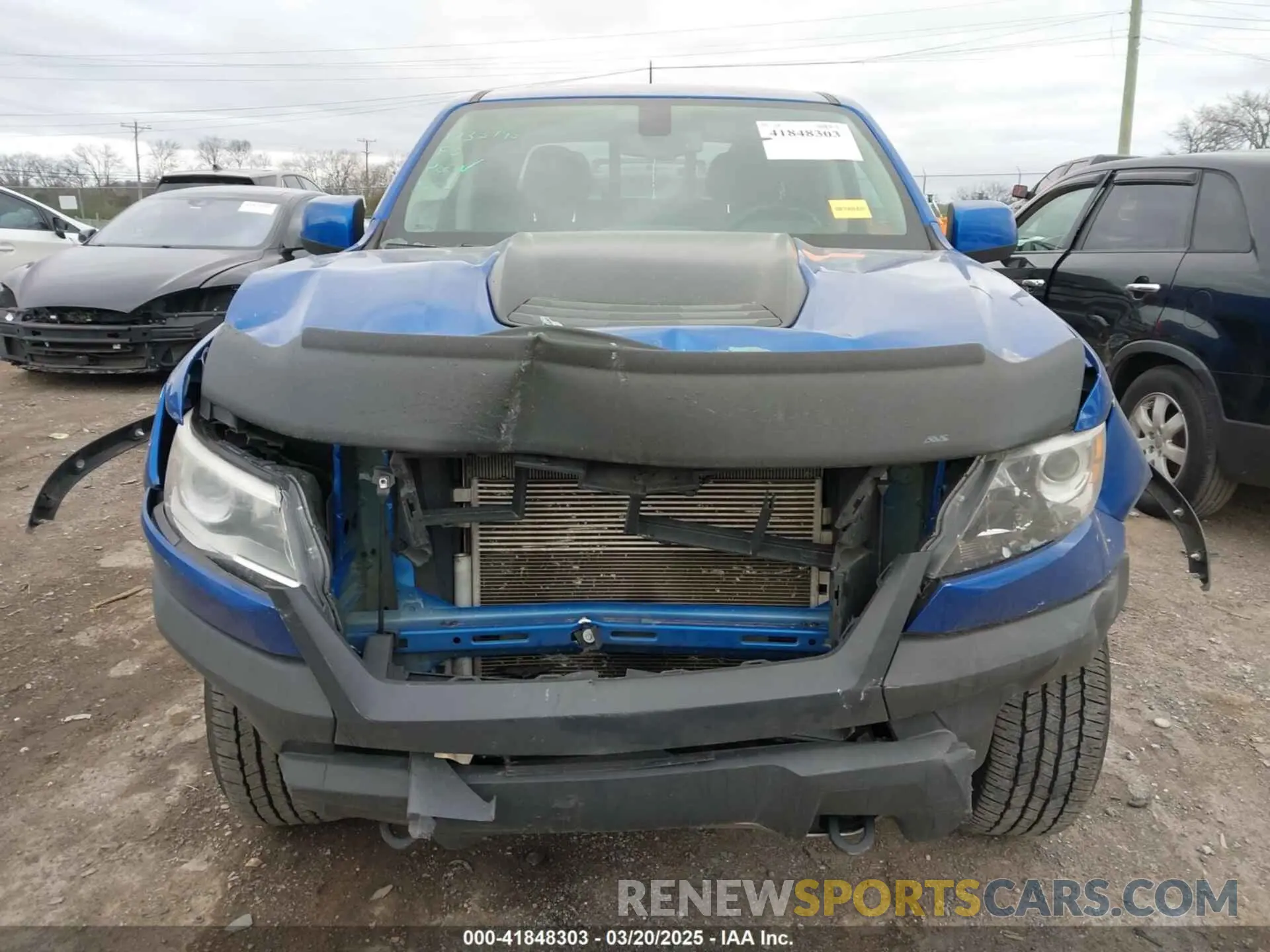 10 Photograph of a damaged car 1GCGTEEN7K1310876 CHEVROLET COLORADO 2019