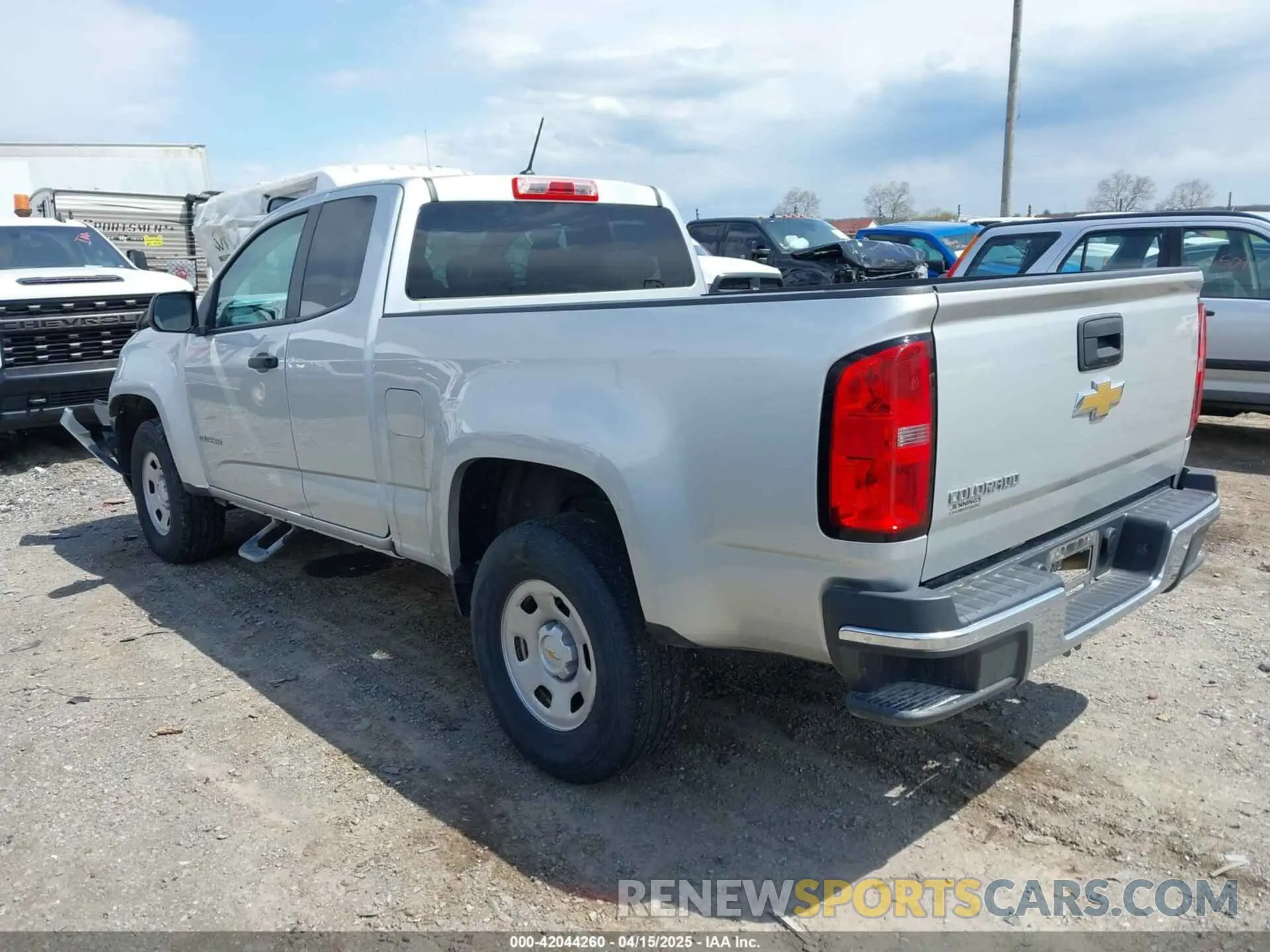 3 Фотография поврежденного автомобиля 1GCHSBEA0K1124986 CHEVROLET COLORADO 2019