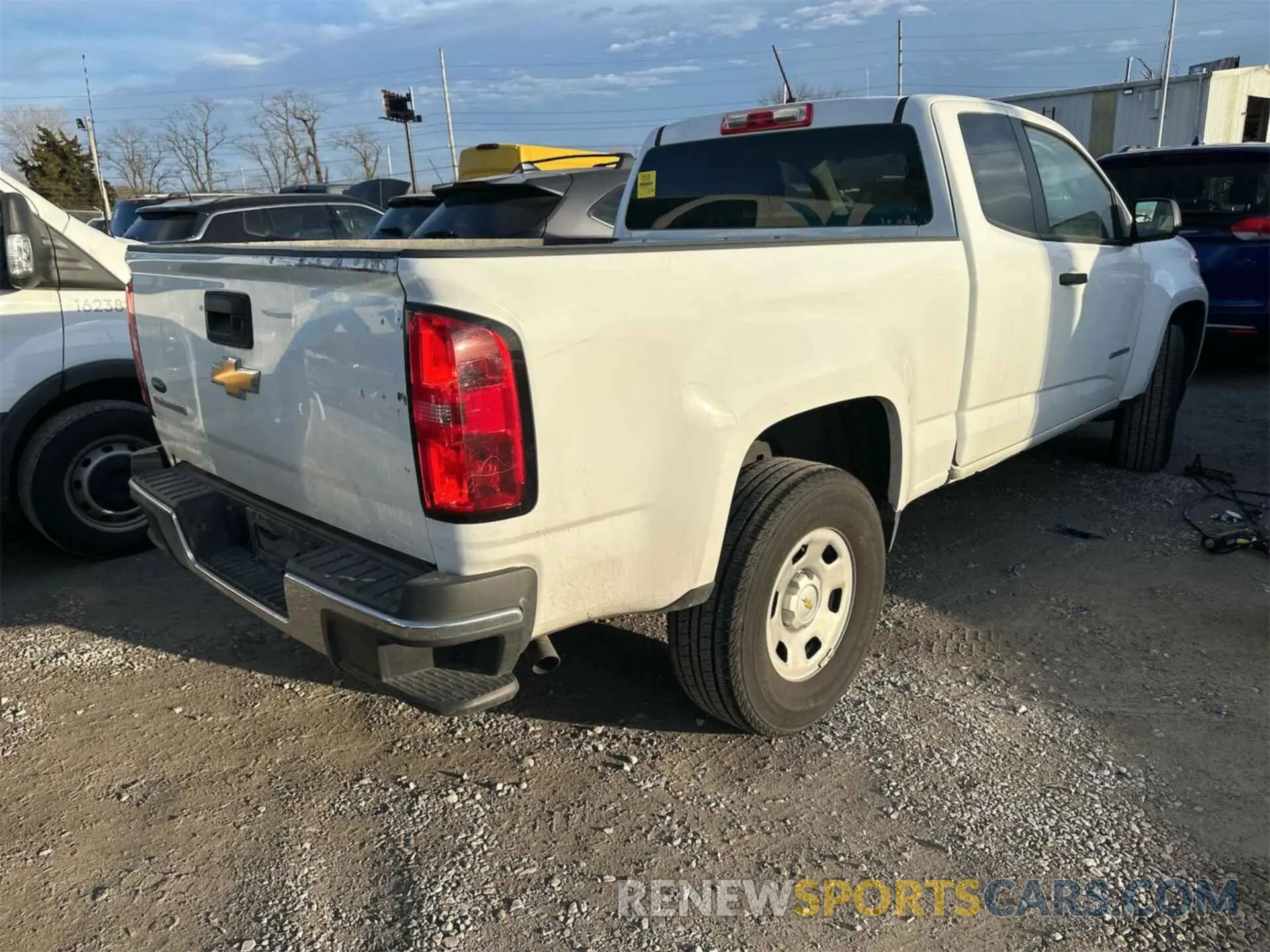 29 Photograph of a damaged car 1GCHSBEA1K1112295 CHEVROLET COLORADO 2019