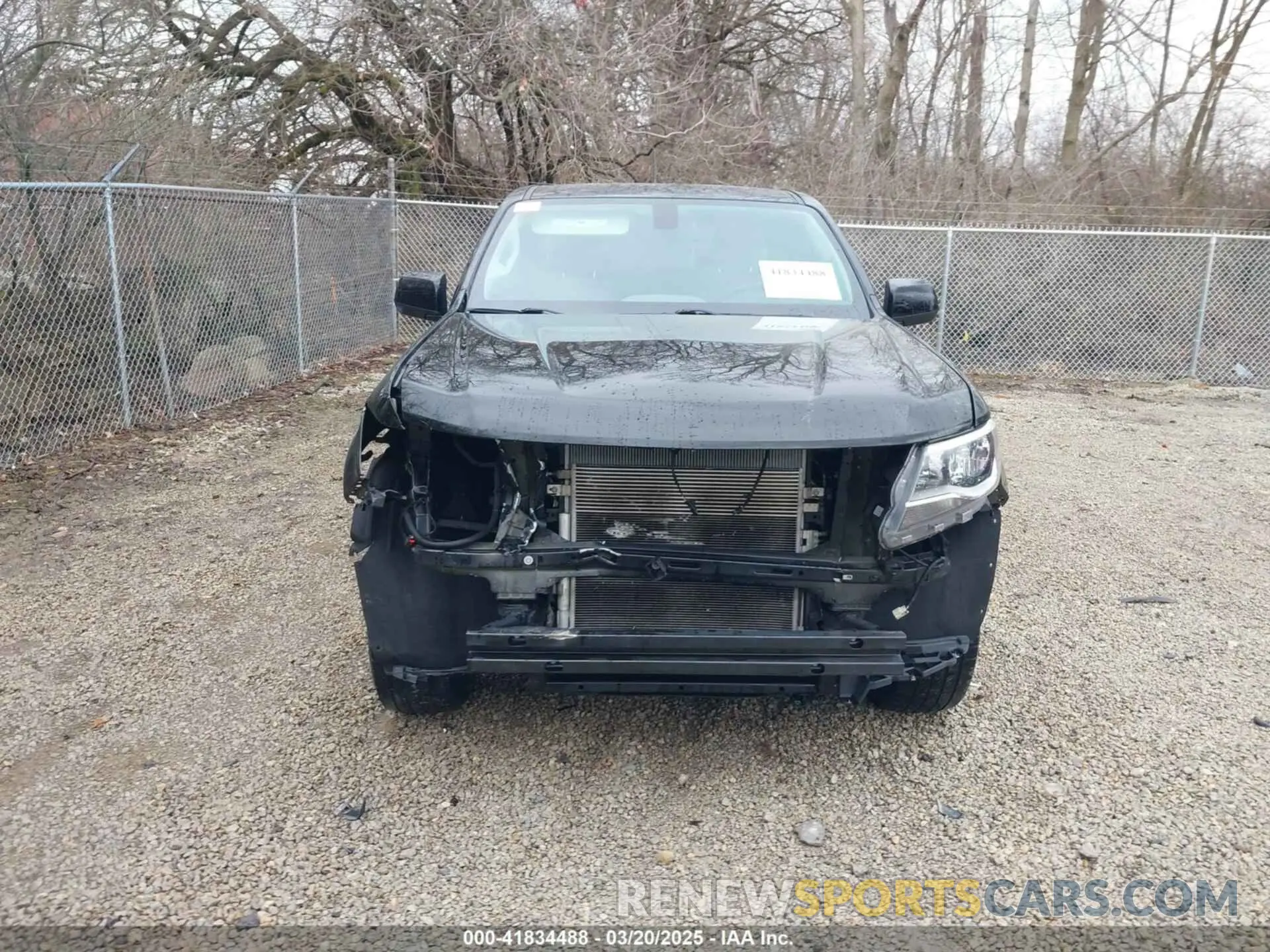 13 Photograph of a damaged car 1GCHSBEA1K1142171 CHEVROLET COLORADO 2019