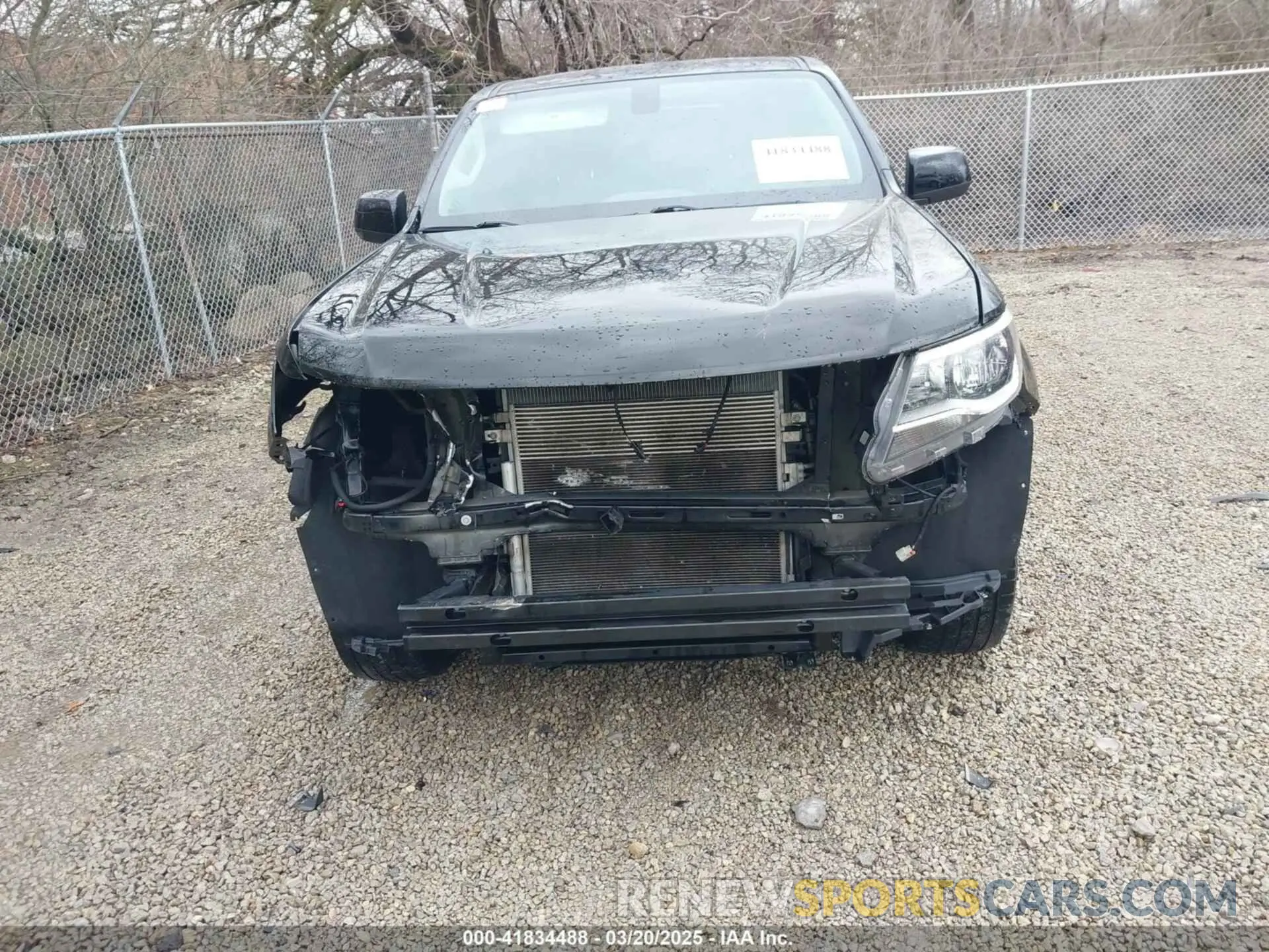 6 Photograph of a damaged car 1GCHSBEA1K1142171 CHEVROLET COLORADO 2019
