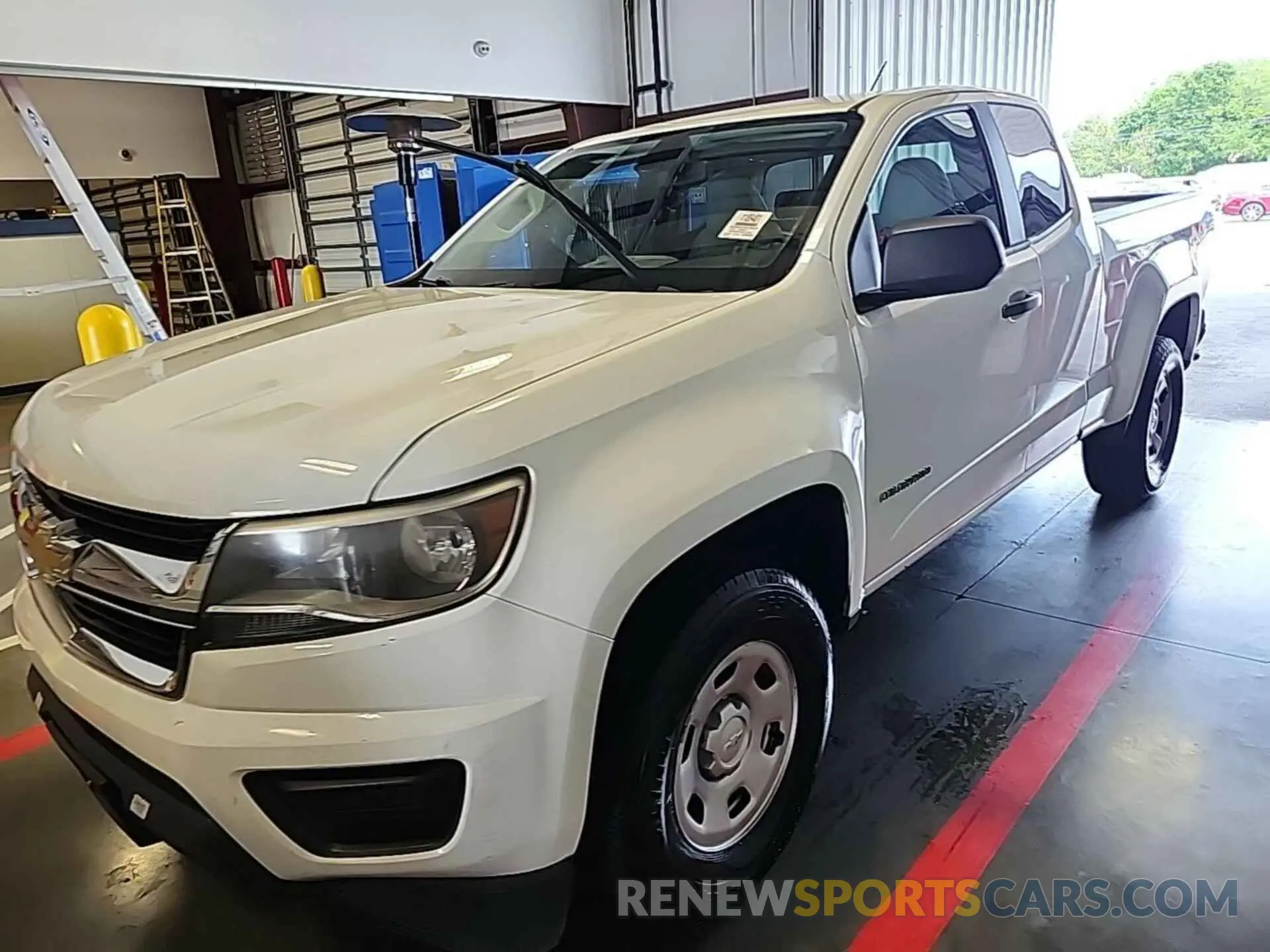24 Photograph of a damaged car 1GCHSBEA1K1166910 CHEVROLET COLORADO 2019