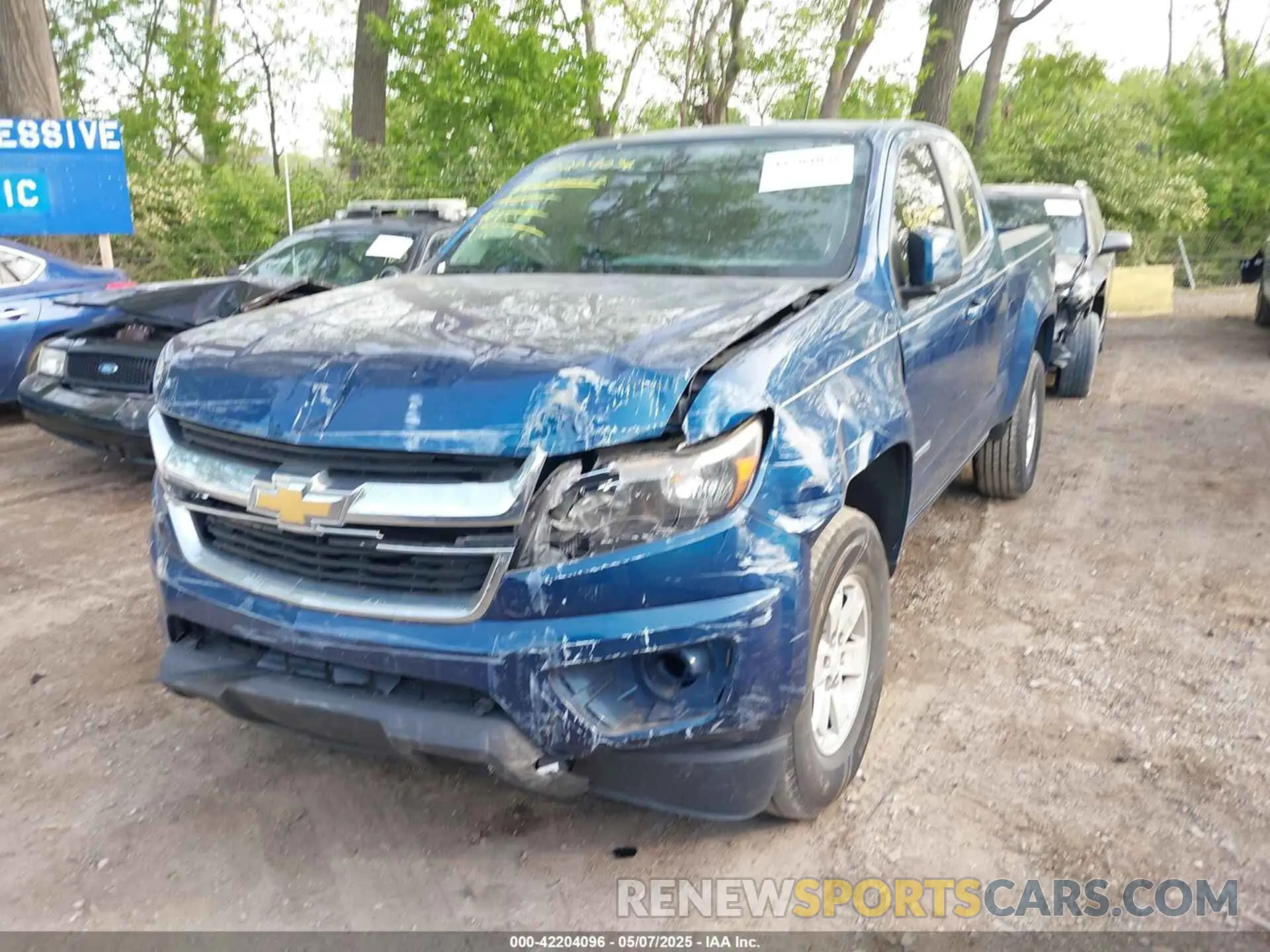 2 Фотография поврежденного автомобиля 1GCHSBEA3K1176872 CHEVROLET COLORADO 2019