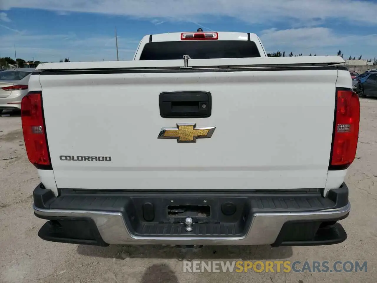 6 Фотография поврежденного автомобиля 1GCHSBEA4K1169848 CHEVROLET COLORADO 2019