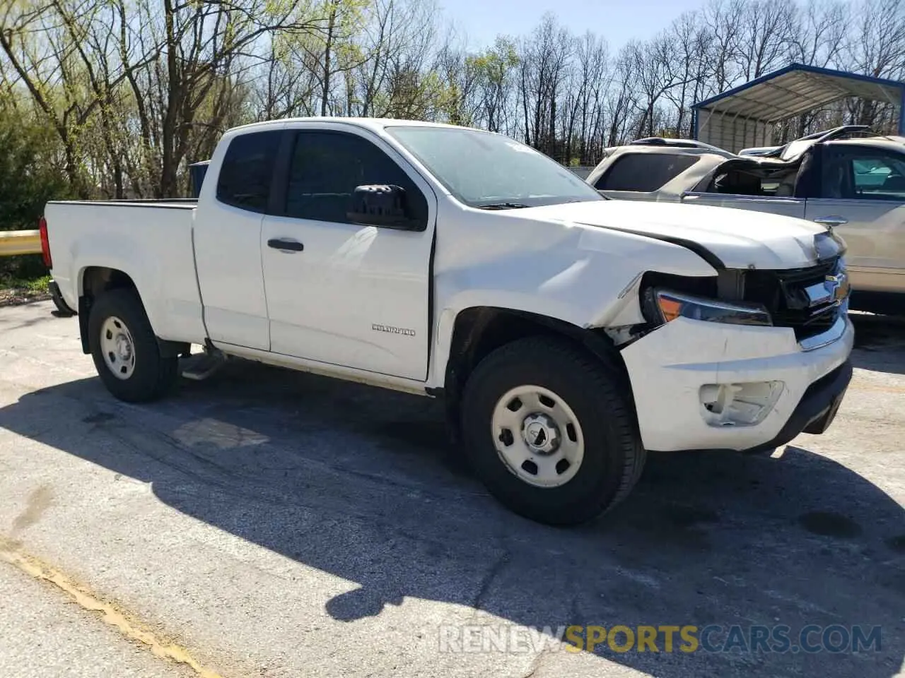4 Photograph of a damaged car 1GCHSBEA6K1151142 CHEVROLET COLORADO 2019