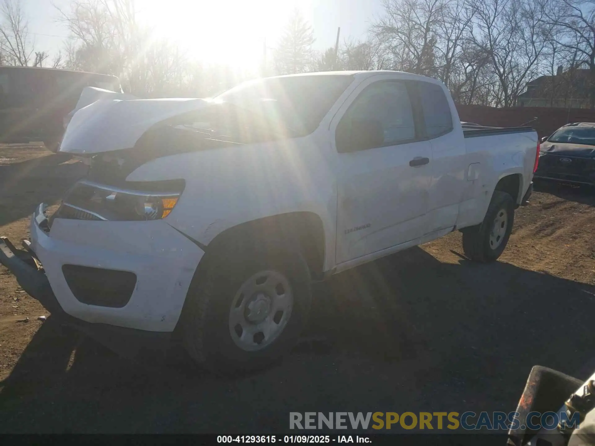 2 Фотография поврежденного автомобиля 1GCHSBEA7K1239715 CHEVROLET COLORADO 2019