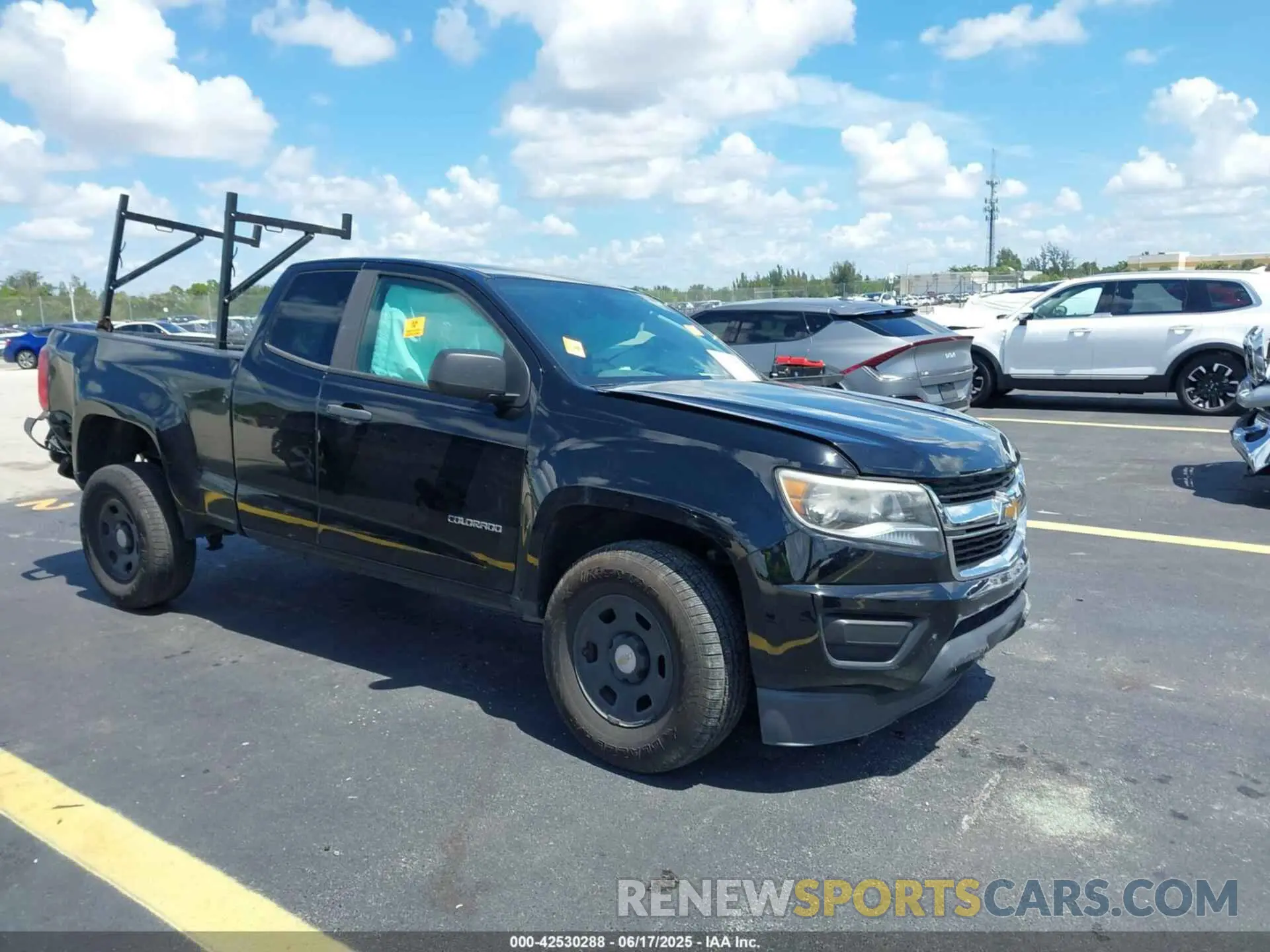 1 Фотография поврежденного автомобиля 1GCHSBEA7K1241528 CHEVROLET COLORADO 2019