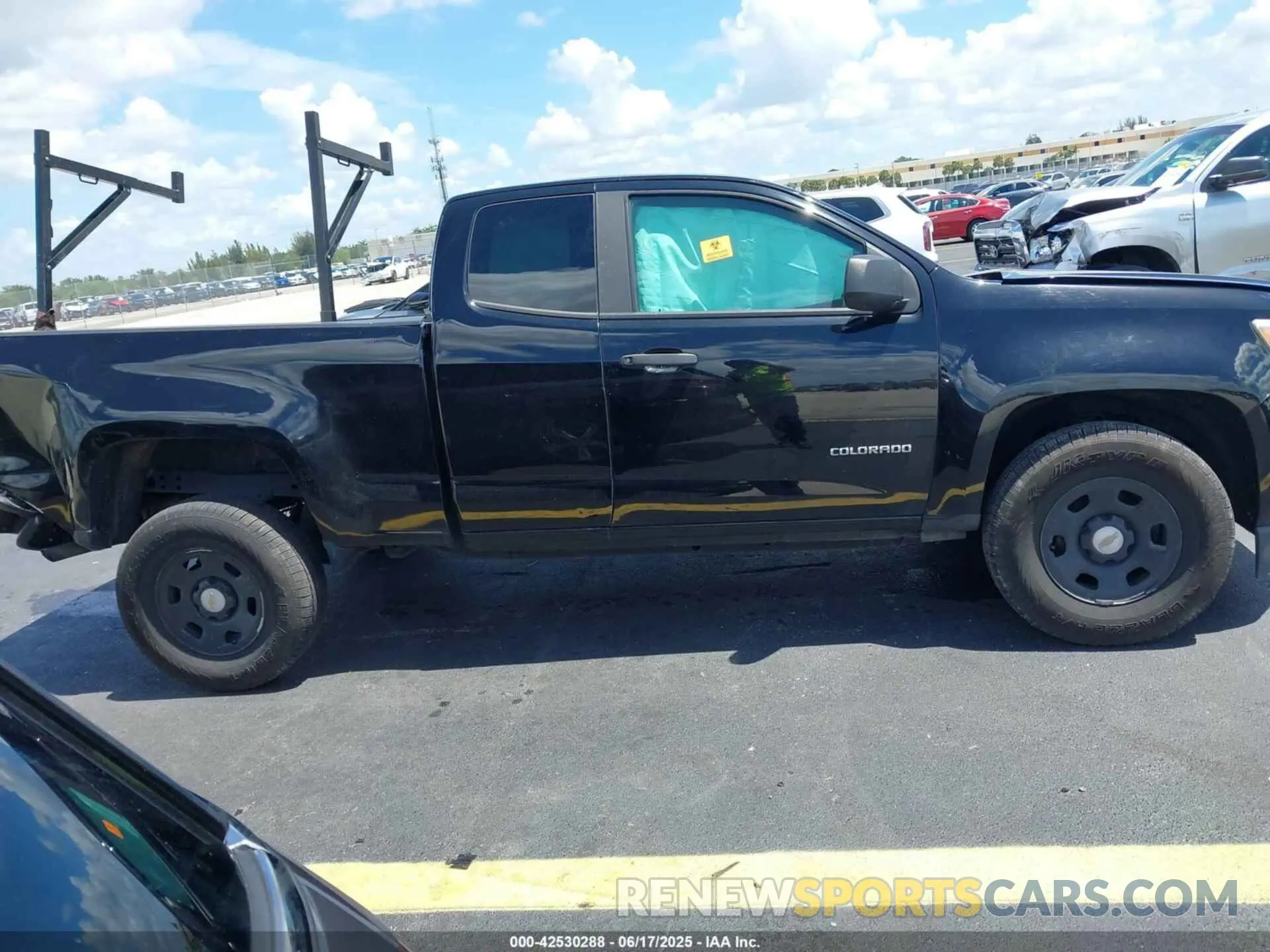13 Фотография поврежденного автомобиля 1GCHSBEA7K1241528 CHEVROLET COLORADO 2019