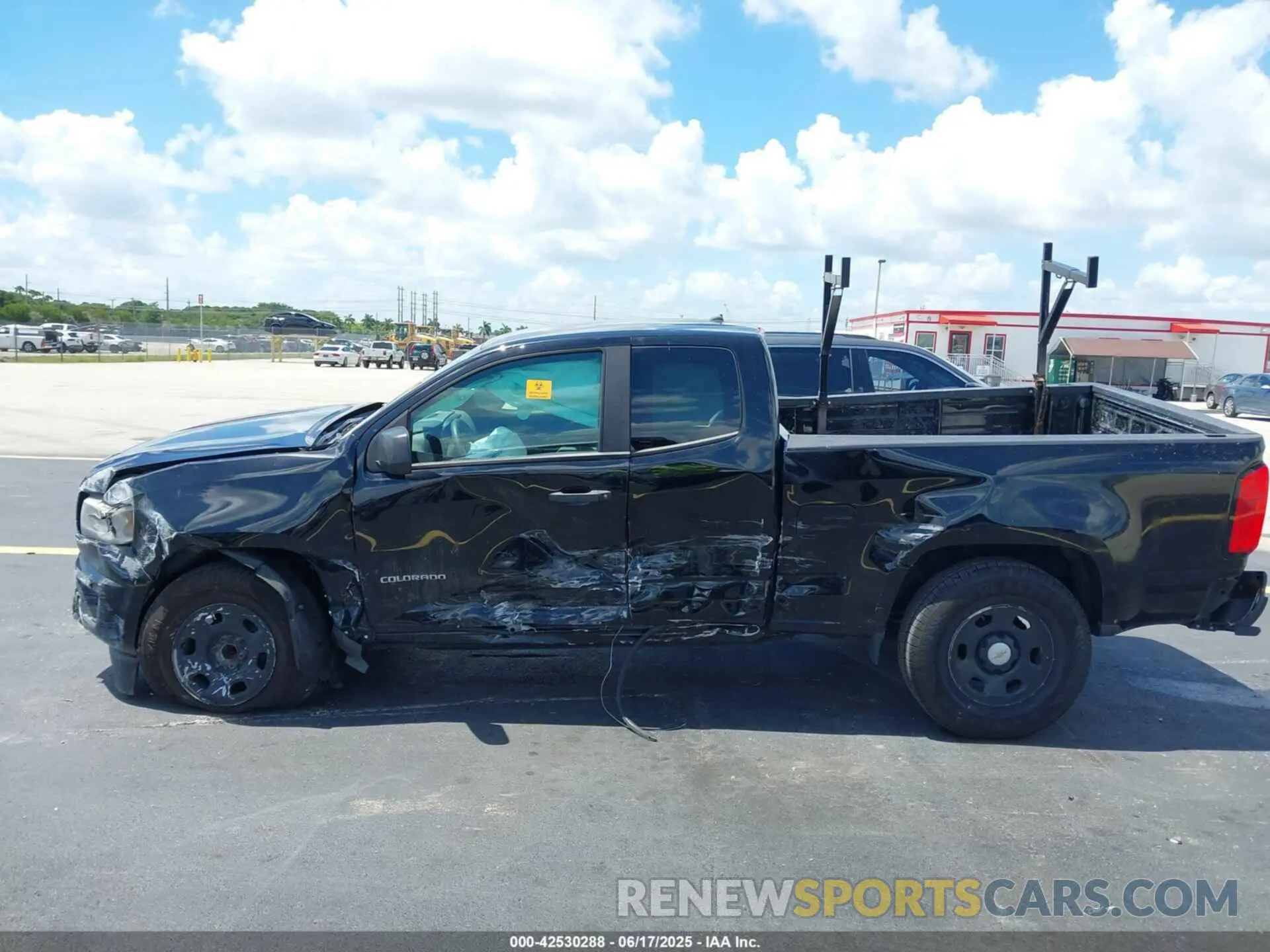 14 Фотография поврежденного автомобиля 1GCHSBEA7K1241528 CHEVROLET COLORADO 2019