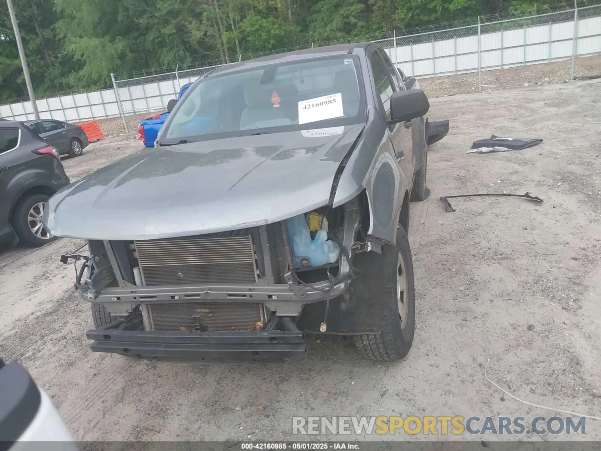 12 Фотография поврежденного автомобиля 1GCHSBEA8K1119583 CHEVROLET COLORADO 2019