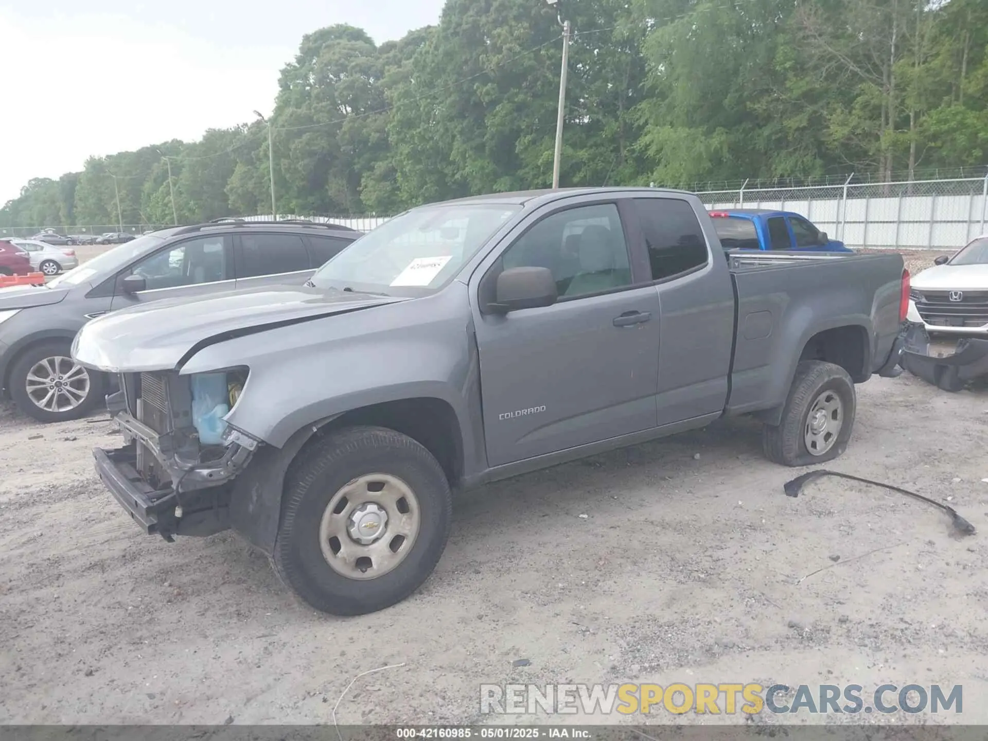 2 Фотография поврежденного автомобиля 1GCHSBEA8K1119583 CHEVROLET COLORADO 2019