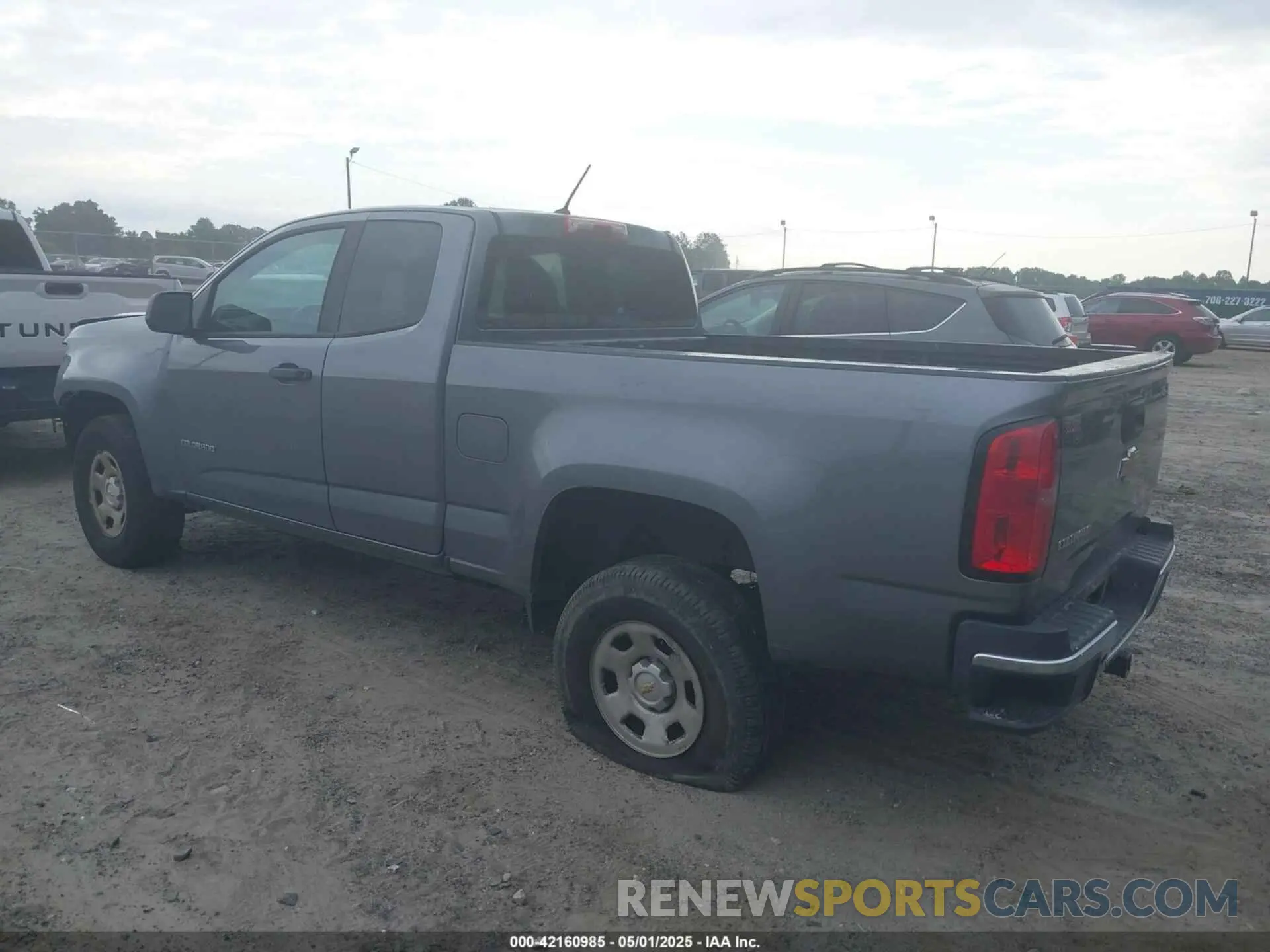 3 Фотография поврежденного автомобиля 1GCHSBEA8K1119583 CHEVROLET COLORADO 2019