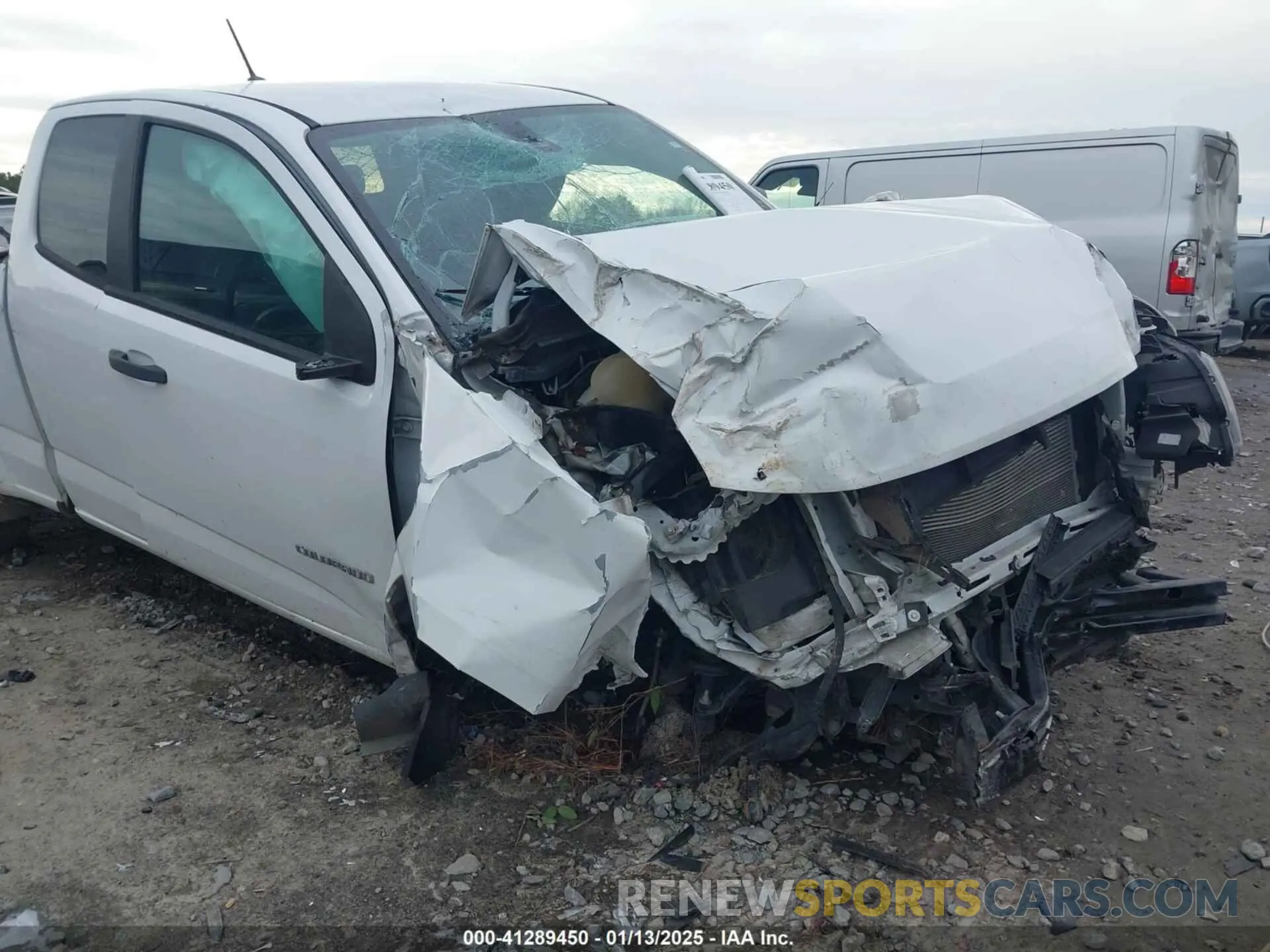 6 Photograph of a damaged car 1GCHSBEA8K1221532 CHEVROLET COLORADO 2019