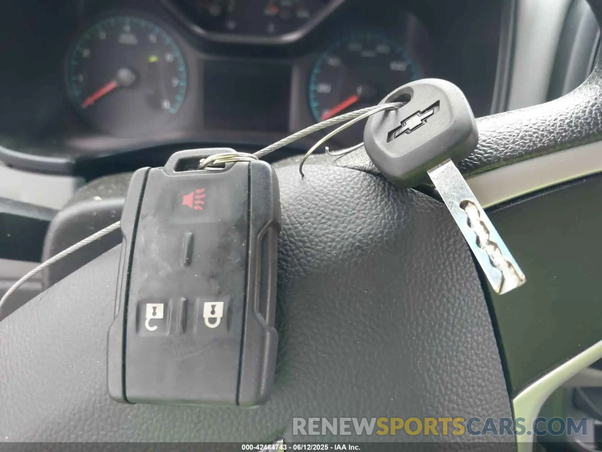 11 Photograph of a damaged car 1GCHSBEN4K1121267 CHEVROLET COLORADO 2019