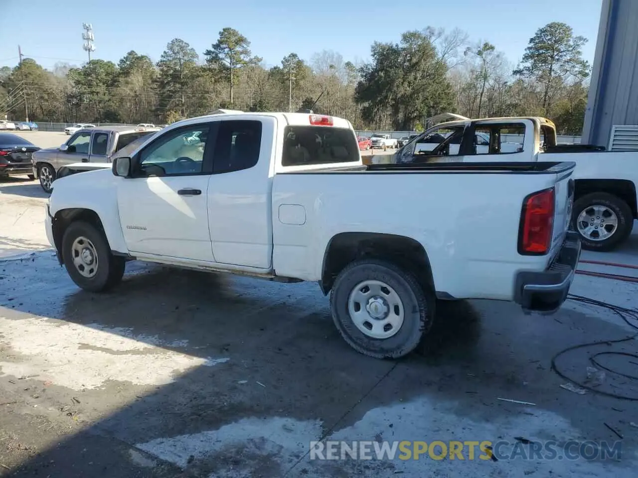 2 Photograph of a damaged car 1GCHSBEN4K1212121 CHEVROLET COLORADO 2019