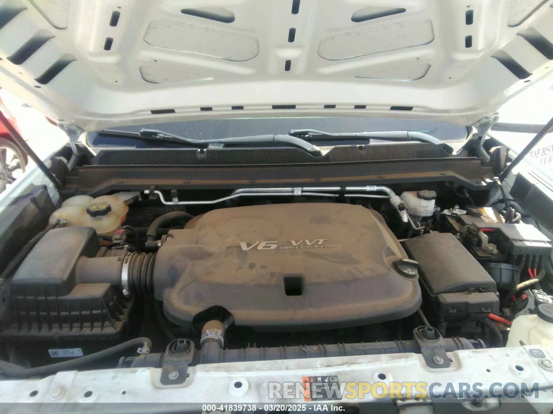 10 Photograph of a damaged car 1GCHSBEN7K1118301 CHEVROLET COLORADO 2019