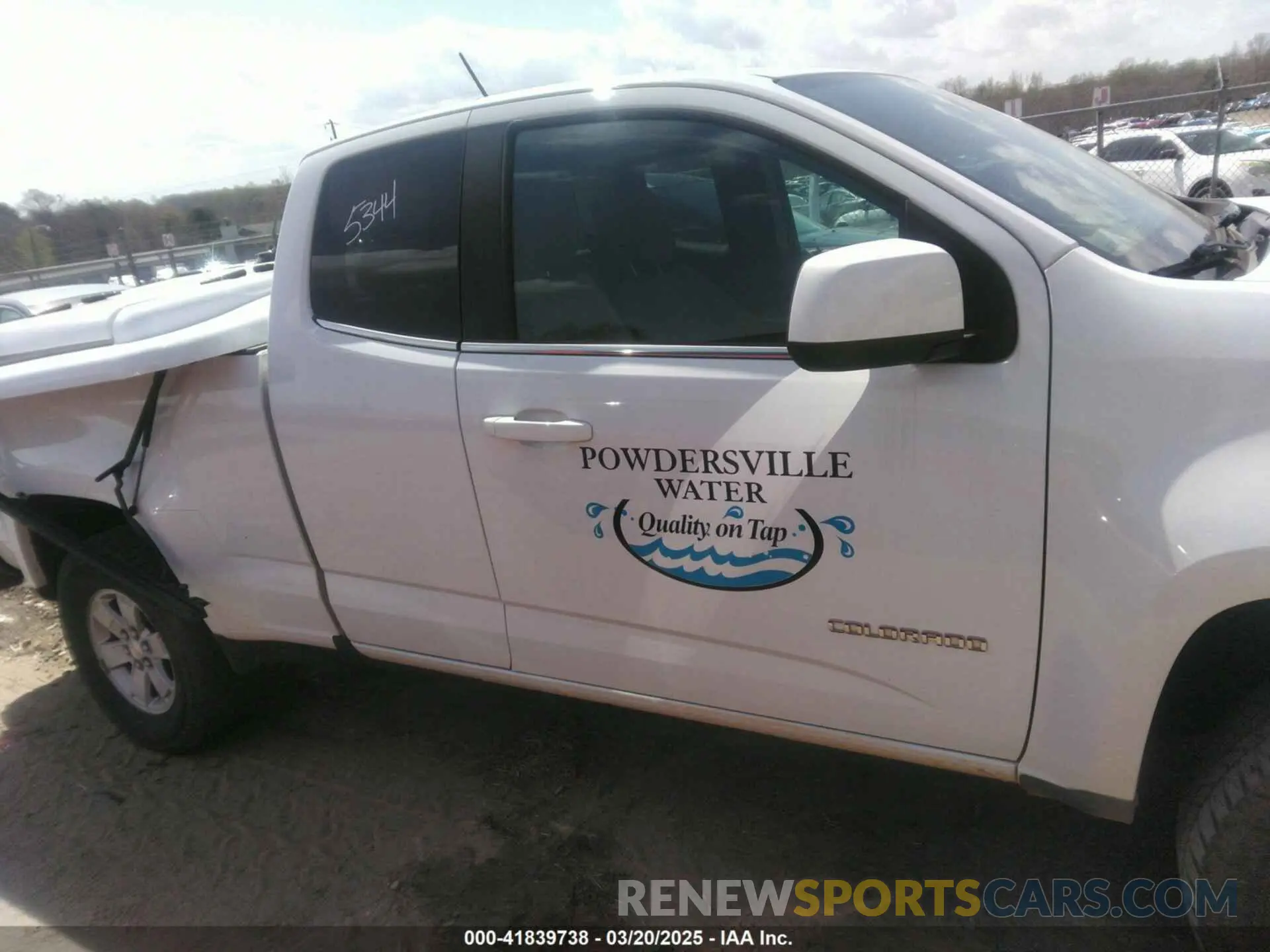 13 Photograph of a damaged car 1GCHSBEN7K1118301 CHEVROLET COLORADO 2019
