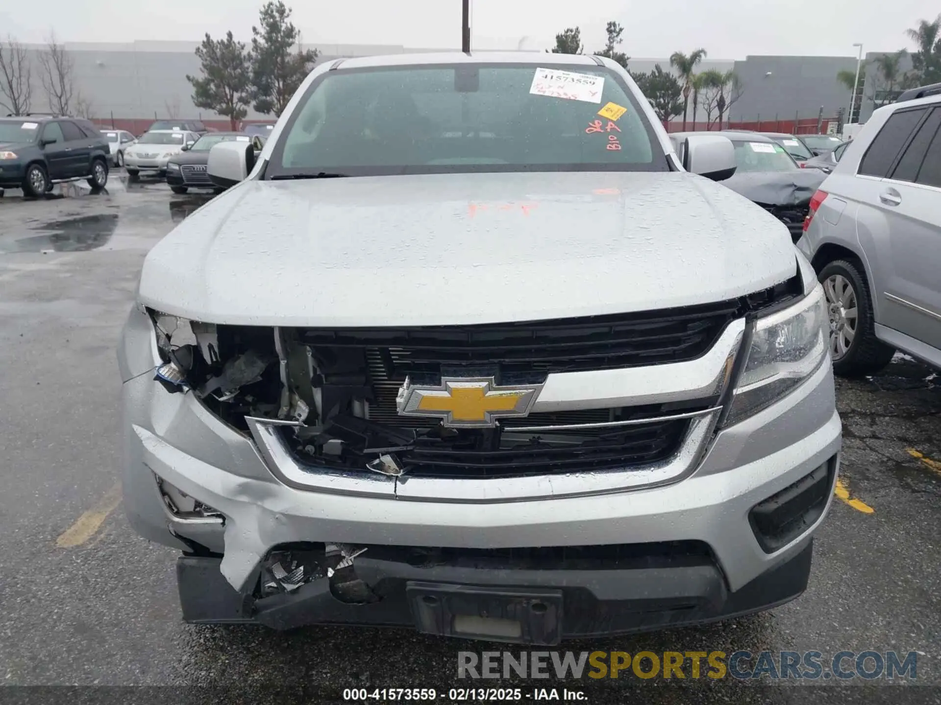6 Photograph of a damaged car 1GCHSBEN8K1355914 CHEVROLET COLORADO 2019