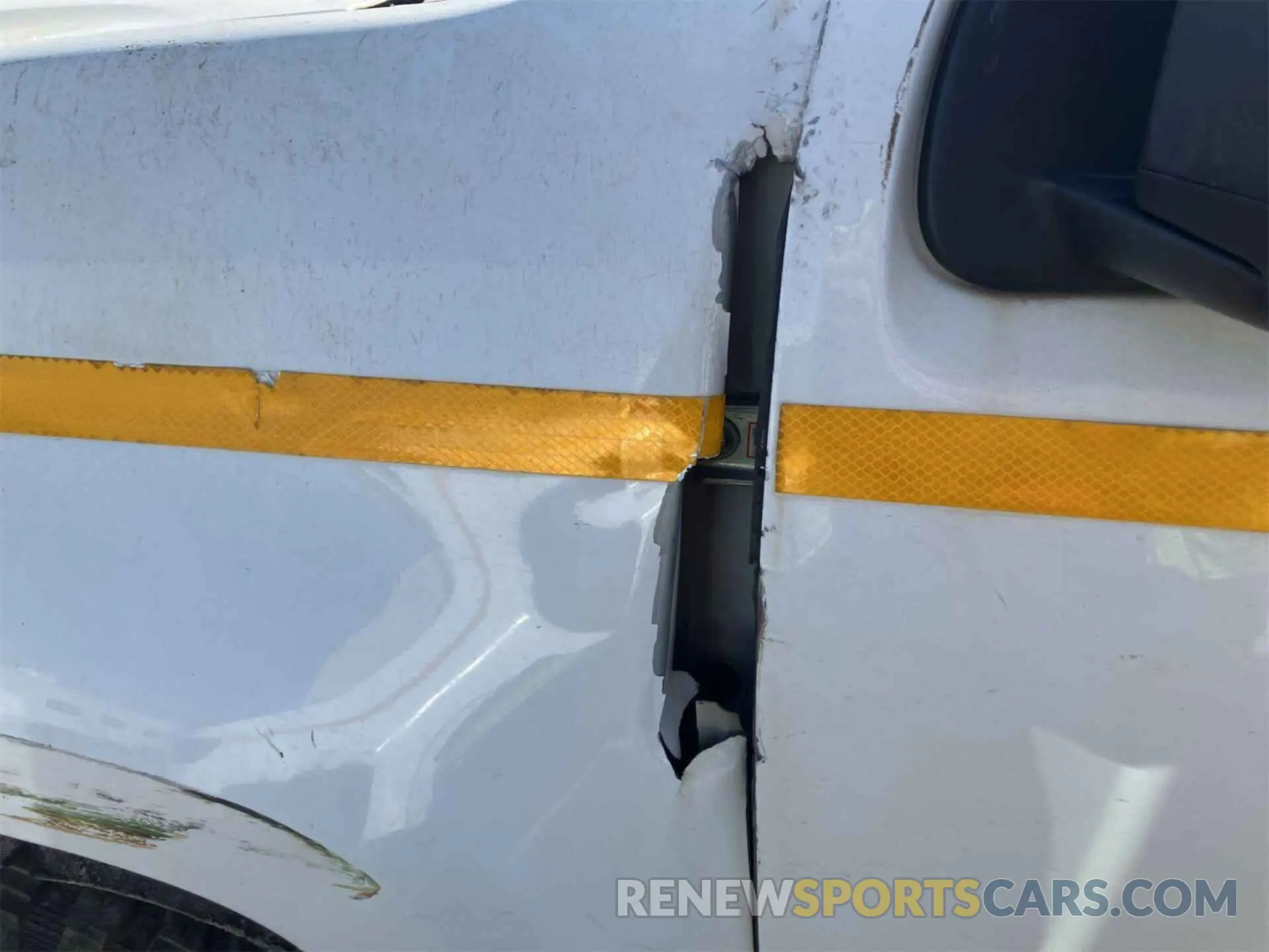 20 Photograph of a damaged car 1GCHTBEA3K1175332 CHEVROLET COLORADO 2019