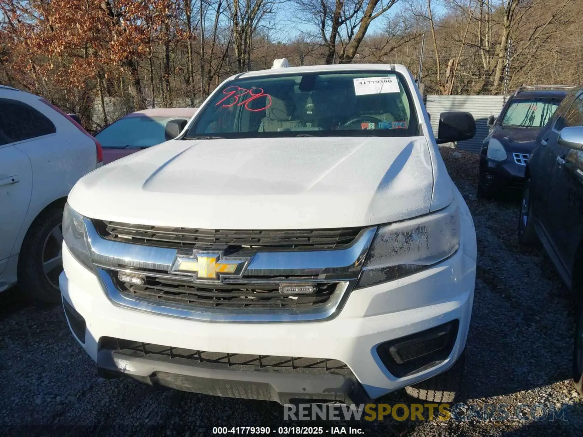 11 Photograph of a damaged car 1GCHTBEN2K1151283 CHEVROLET COLORADO 2019
