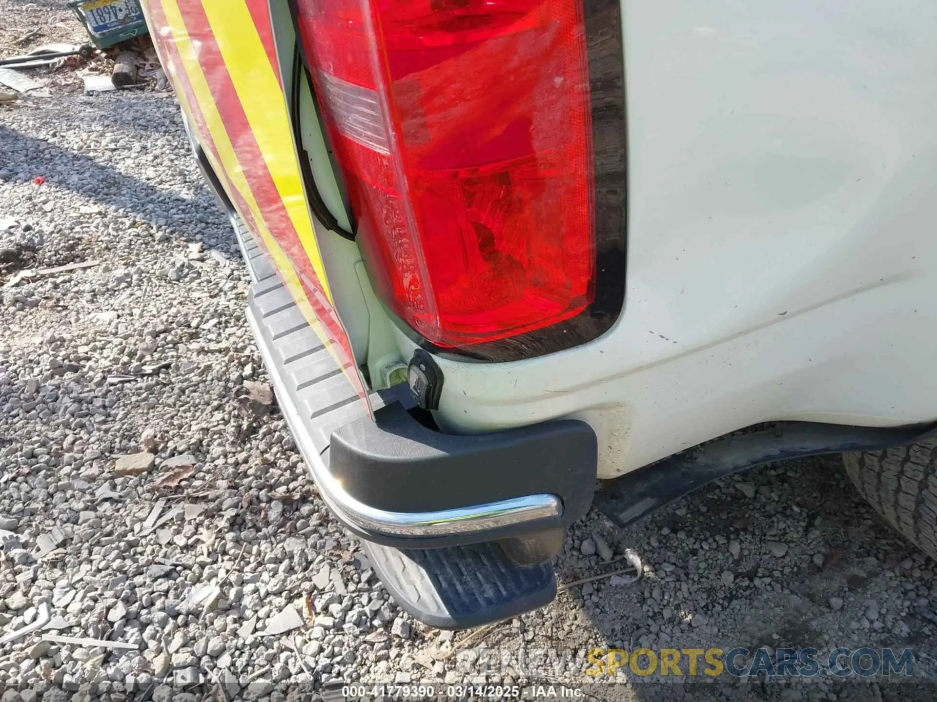 20 Photograph of a damaged car 1GCHTBEN2K1151283 CHEVROLET COLORADO 2019