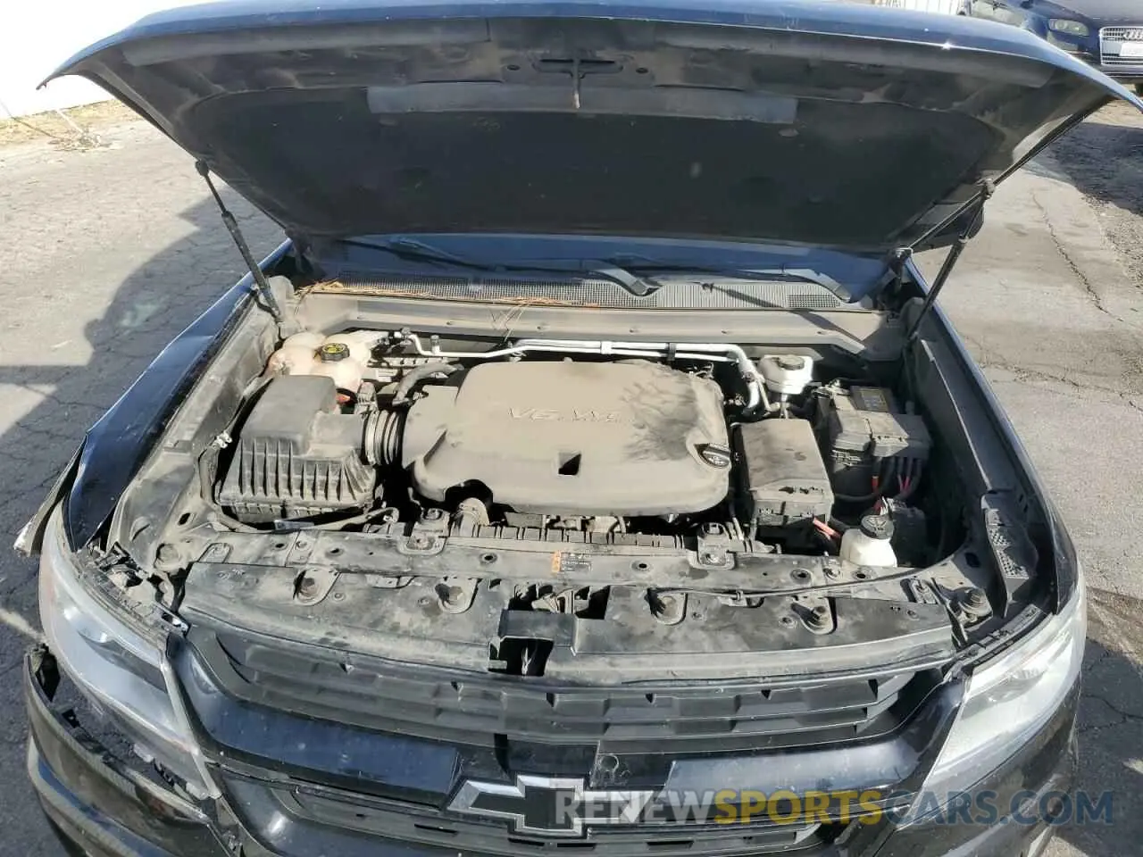 11 Photograph of a damaged car 1GCHTDEN2K1206228 CHEVROLET COLORADO 2019