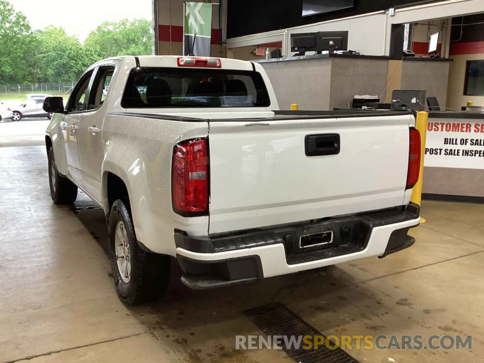 22 Photograph of a damaged car 1GCGSBEN4L1132699 CHEVROLET COLORADO 2020