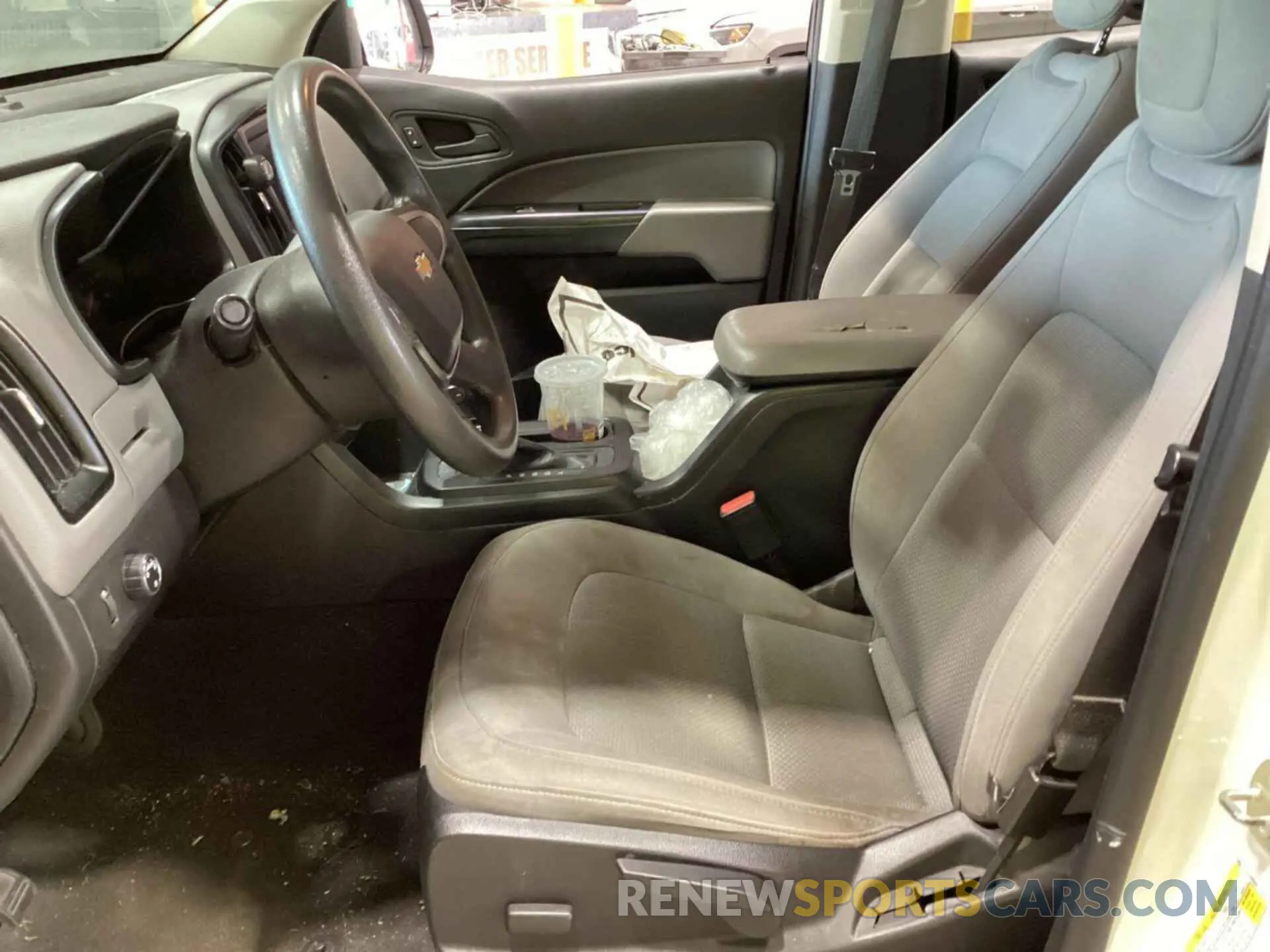29 Photograph of a damaged car 1GCGSBEN4L1132699 CHEVROLET COLORADO 2020