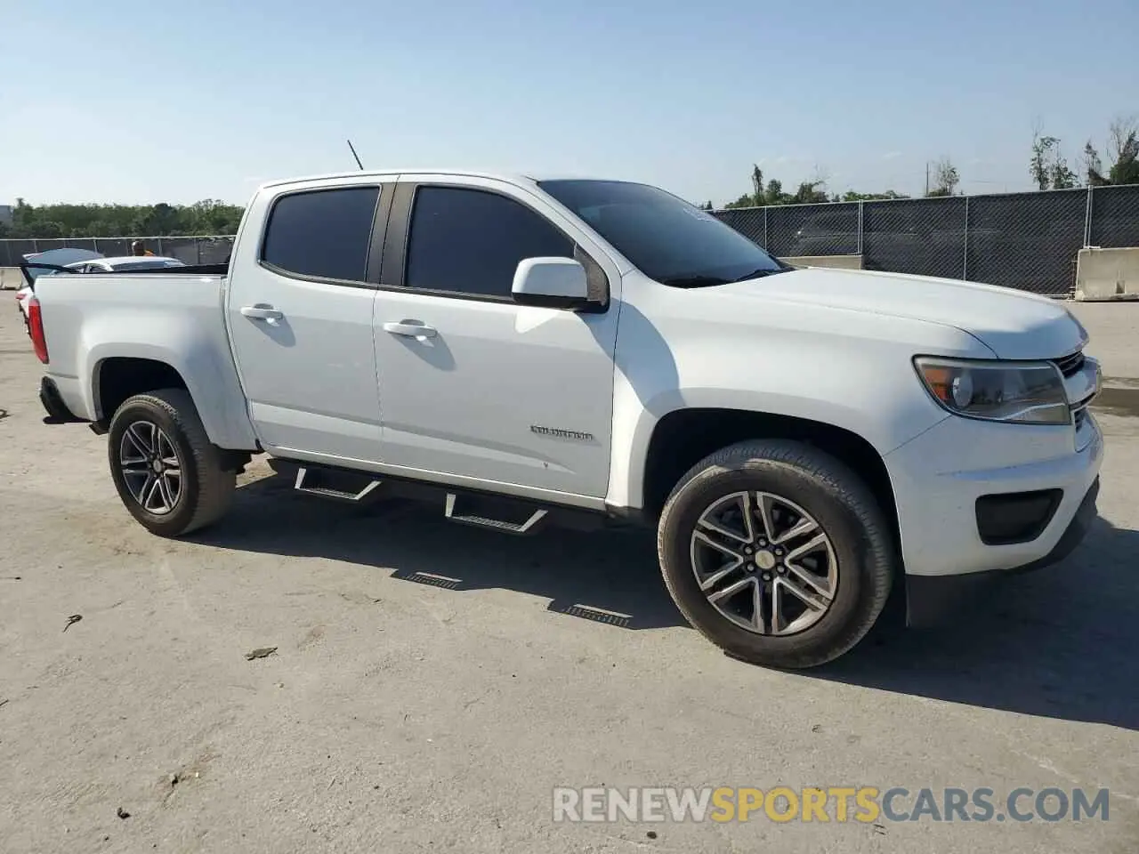 4 Фотография поврежденного автомобиля 1GCGSBEN8L1160974 CHEVROLET COLORADO 2020