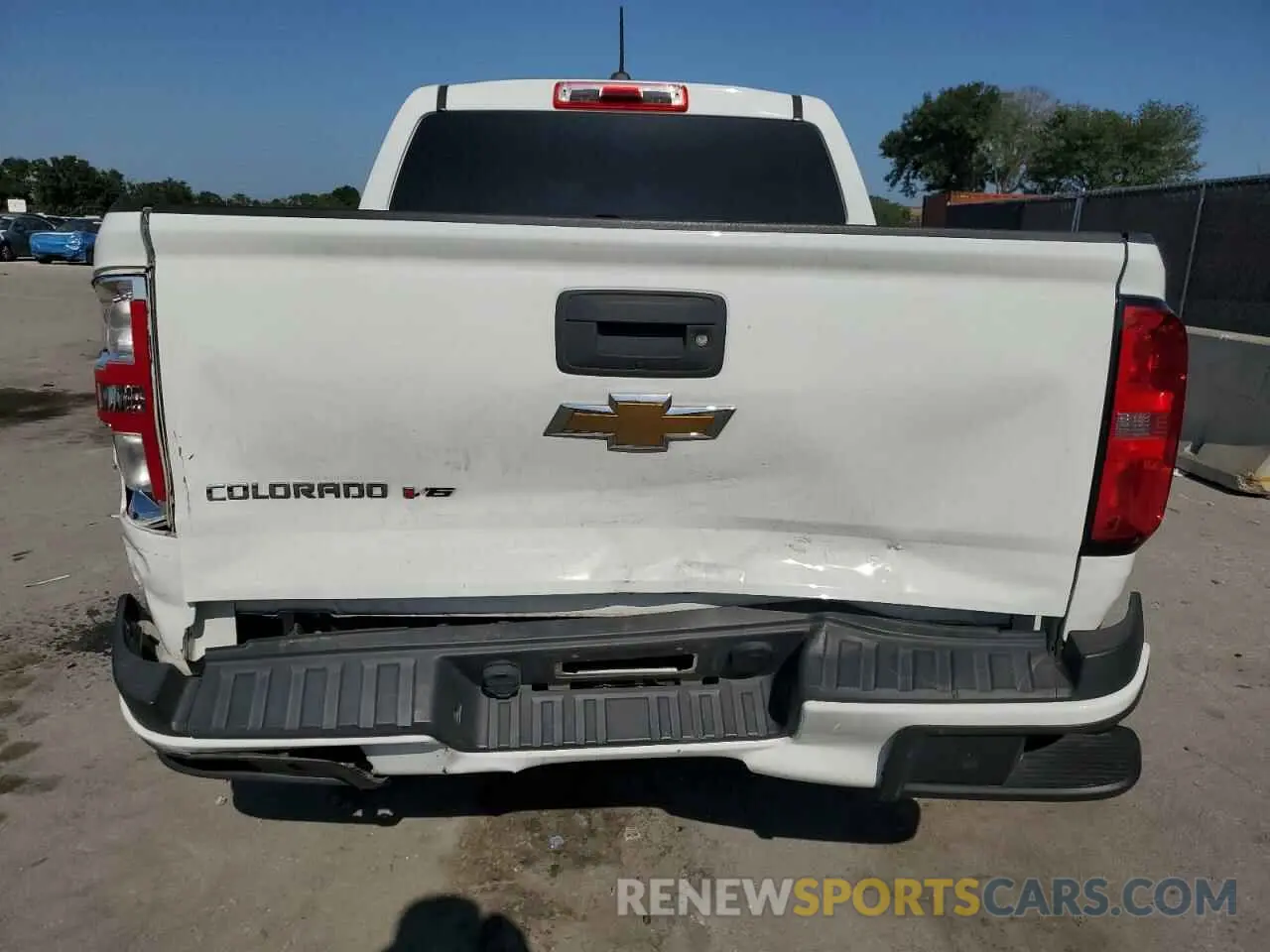 6 Фотография поврежденного автомобиля 1GCGSBEN8L1160974 CHEVROLET COLORADO 2020