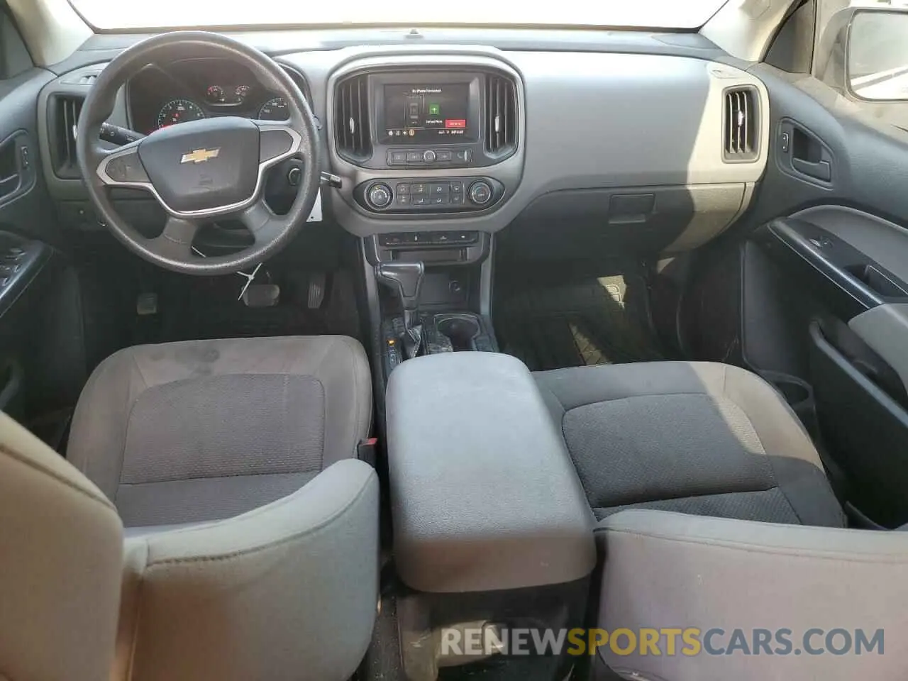 8 Фотография поврежденного автомобиля 1GCGSBEN8L1160974 CHEVROLET COLORADO 2020