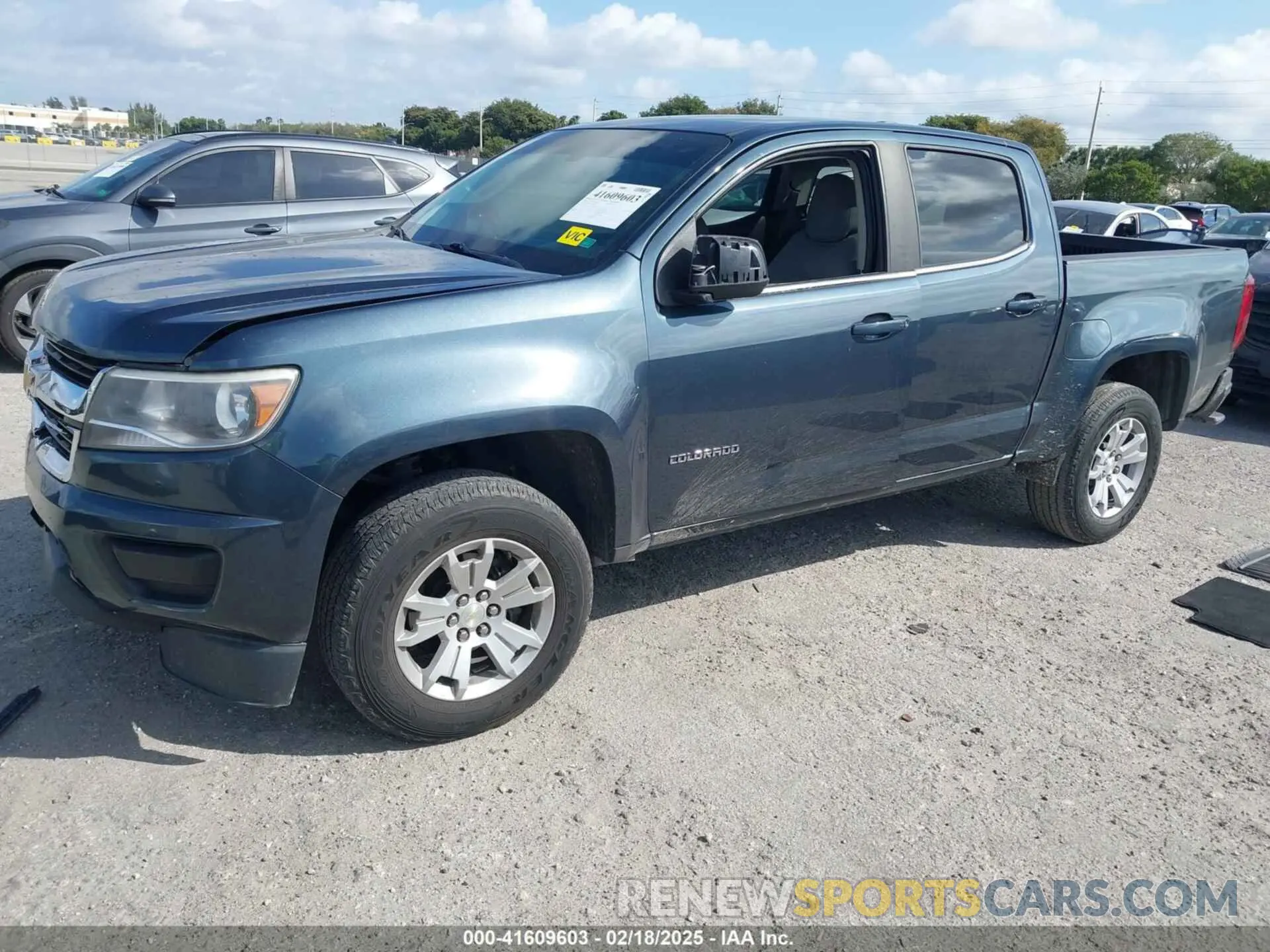 2 Фотография поврежденного автомобиля 1GCGSCEN1L1159414 CHEVROLET COLORADO 2020