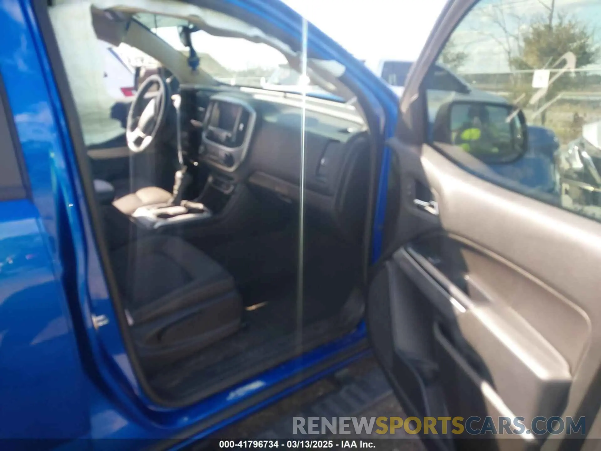 5 Photograph of a damaged car 1GCGSCEN3L1214610 CHEVROLET COLORADO 2020