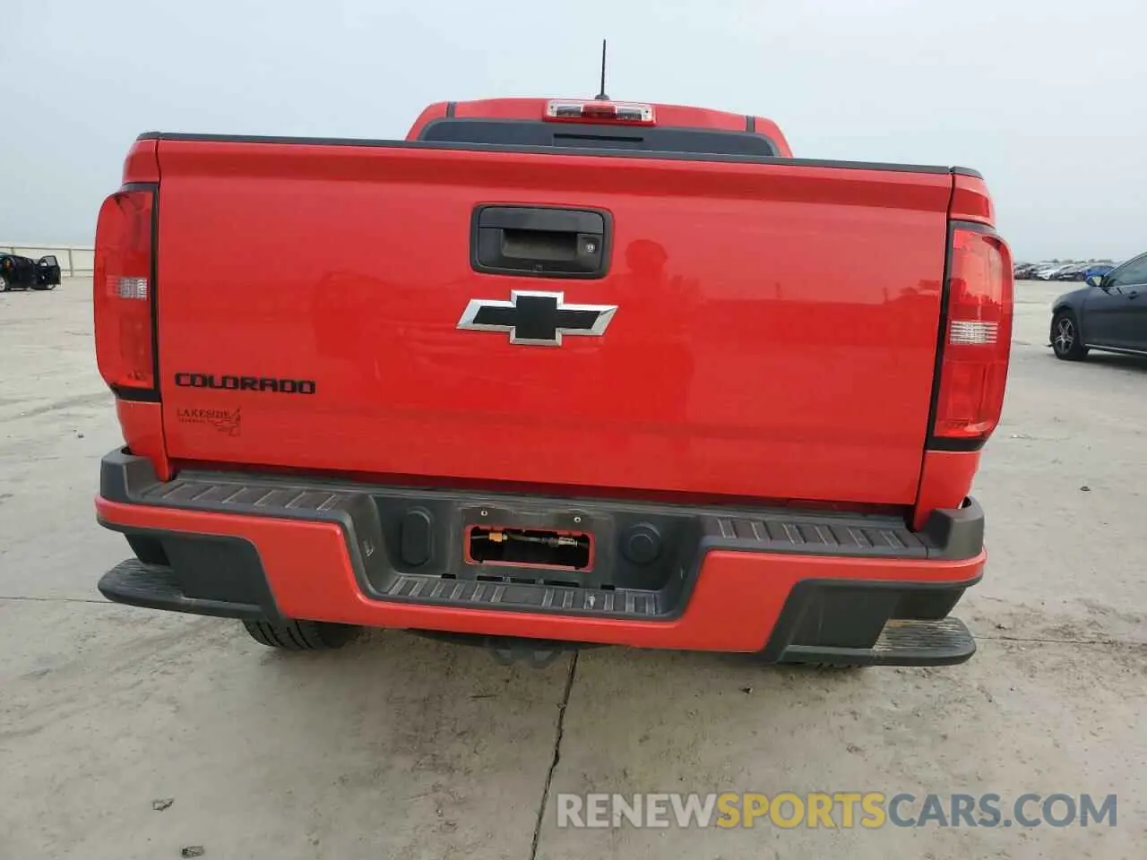 6 Фотография поврежденного автомобиля 1GCGSCENXL1128209 CHEVROLET COLORADO 2020