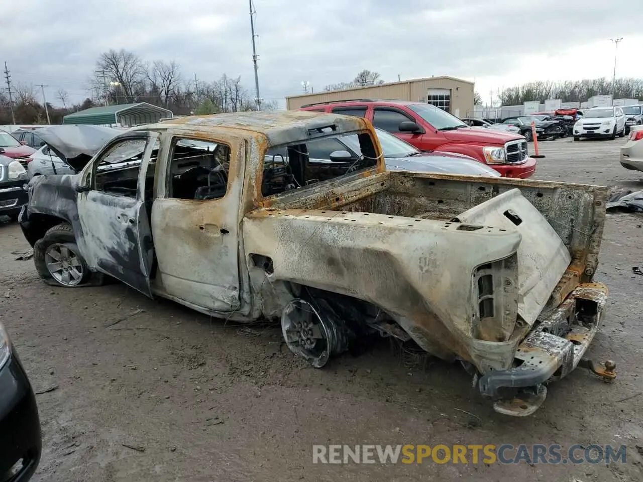 2 Photograph of a damaged car 1GCGTBEN4L1113616 CHEVROLET COLORADO 2020