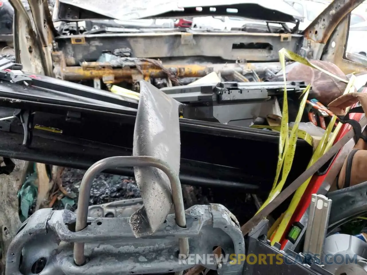 8 Photograph of a damaged car 1GCGTBEN4L1113616 CHEVROLET COLORADO 2020