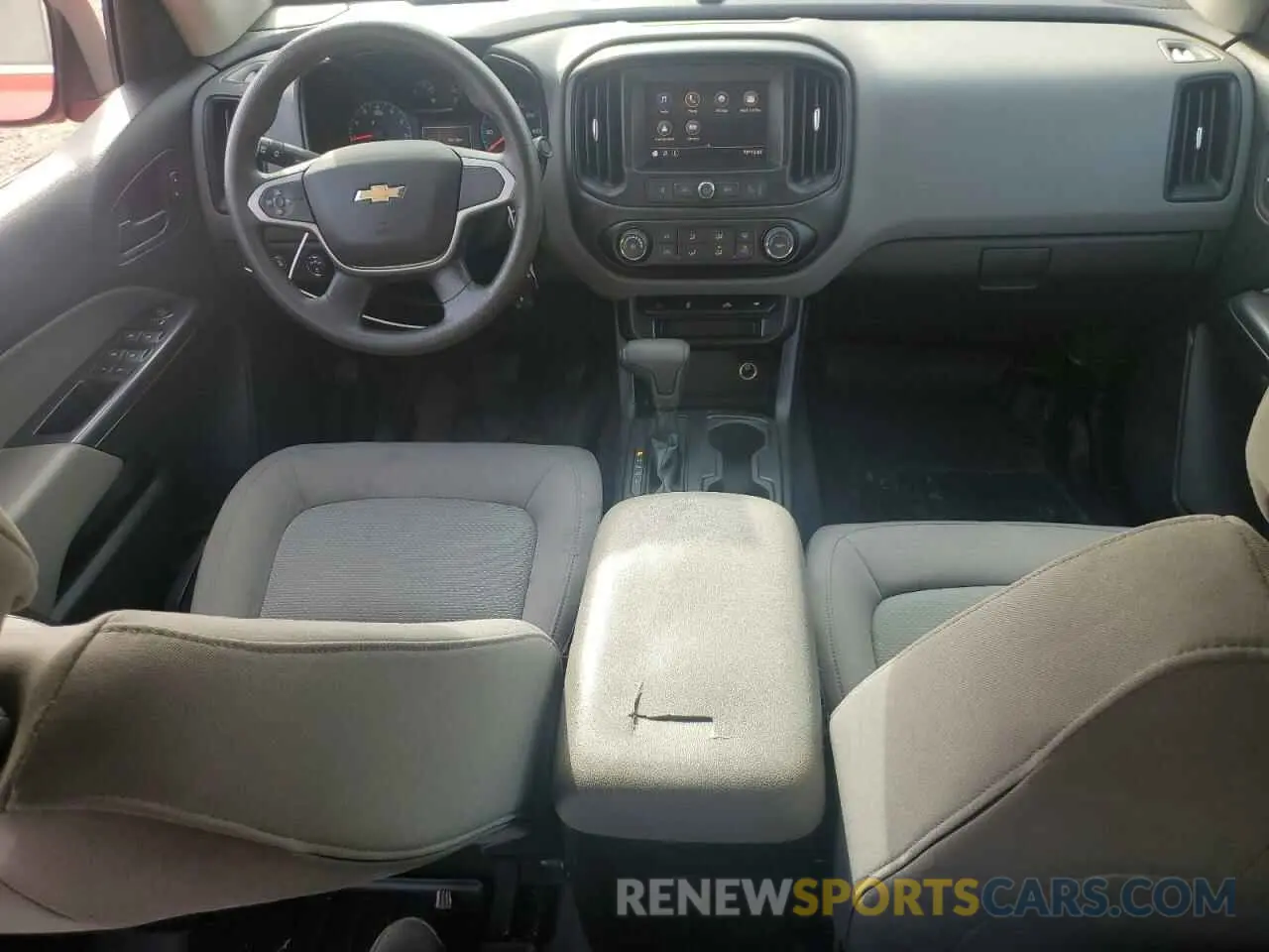 8 Photograph of a damaged car 1GCGTBEN5L1200313 CHEVROLET COLORADO 2020