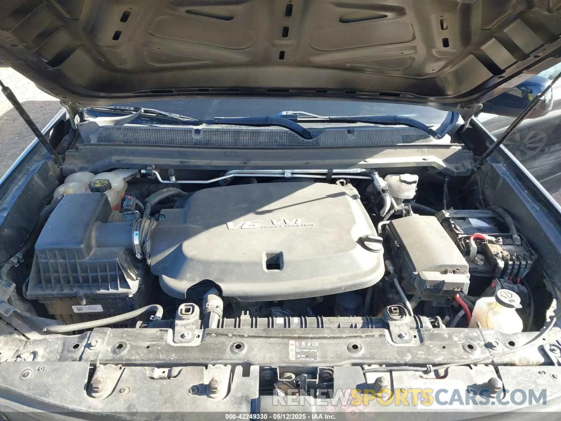 10 Фотография поврежденного автомобиля 1GCGTBENXL1212795 CHEVROLET COLORADO 2020