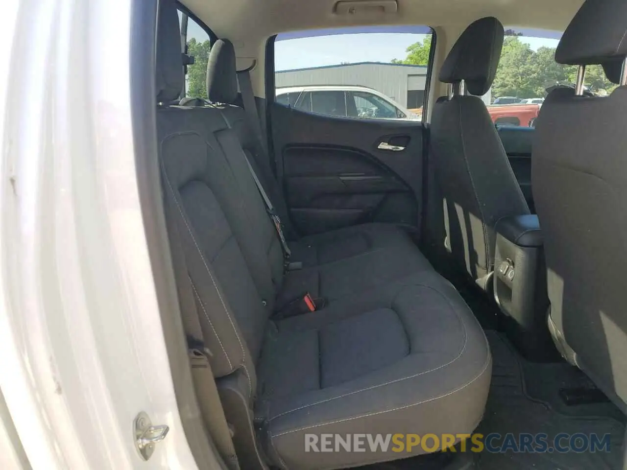 10 Photograph of a damaged car 1GCGTCEN4L1109359 CHEVROLET COLORADO 2020