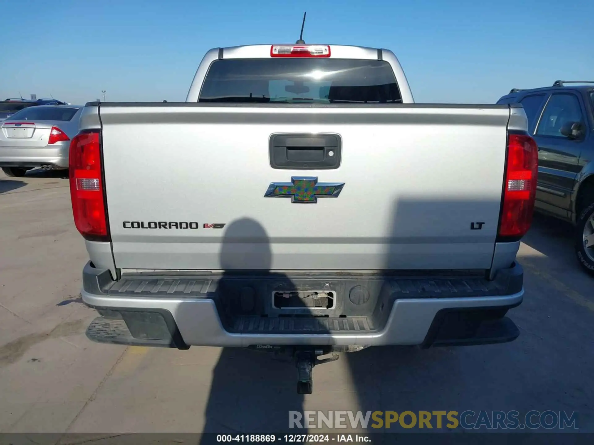 17 Photograph of a damaged car 1GCGTCEN6L1202786 CHEVROLET COLORADO 2020