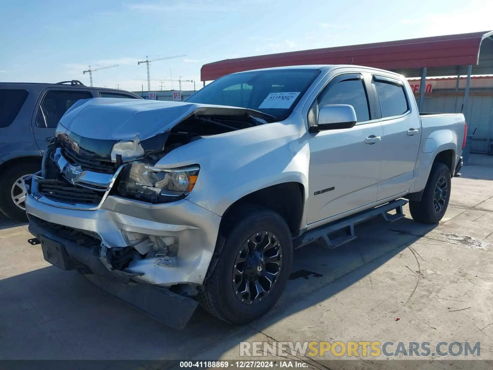 2 Photograph of a damaged car 1GCGTCEN6L1202786 CHEVROLET COLORADO 2020