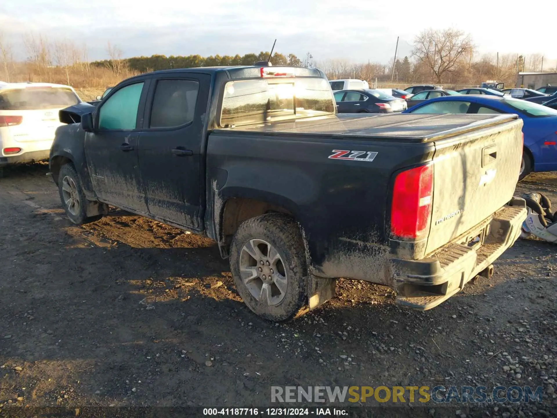 3 Фотография поврежденного автомобиля 1GCGTDEN0L1133549 CHEVROLET COLORADO 2020