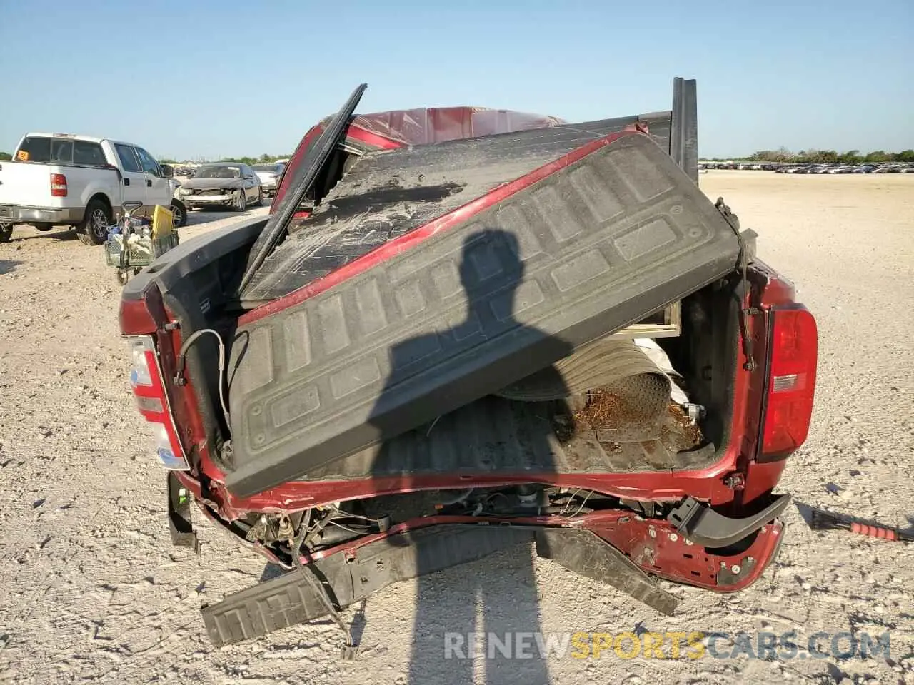 6 Фотография поврежденного автомобиля 1GCGTDEN3L1202170 CHEVROLET COLORADO 2020