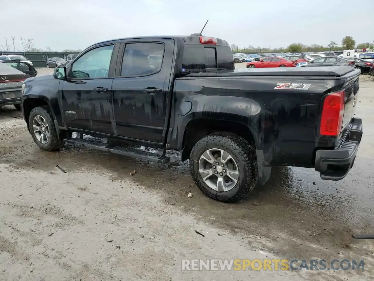 2 Photograph of a damaged car 1GCGTDEN6L1138531 CHEVROLET COLORADO 2020