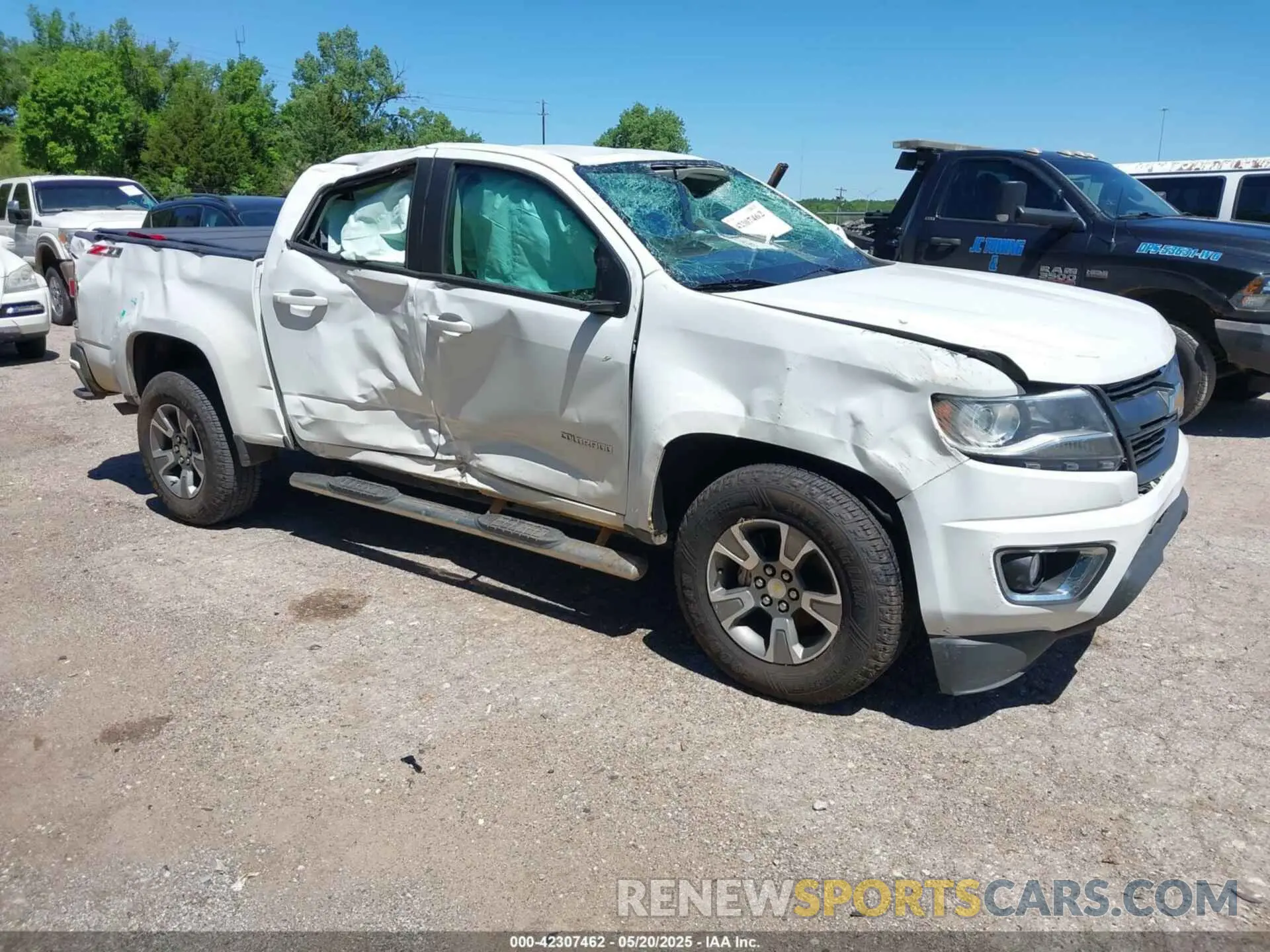 1 Photograph of a damaged car 1GCGTDEN7L1100080 CHEVROLET COLORADO 2020